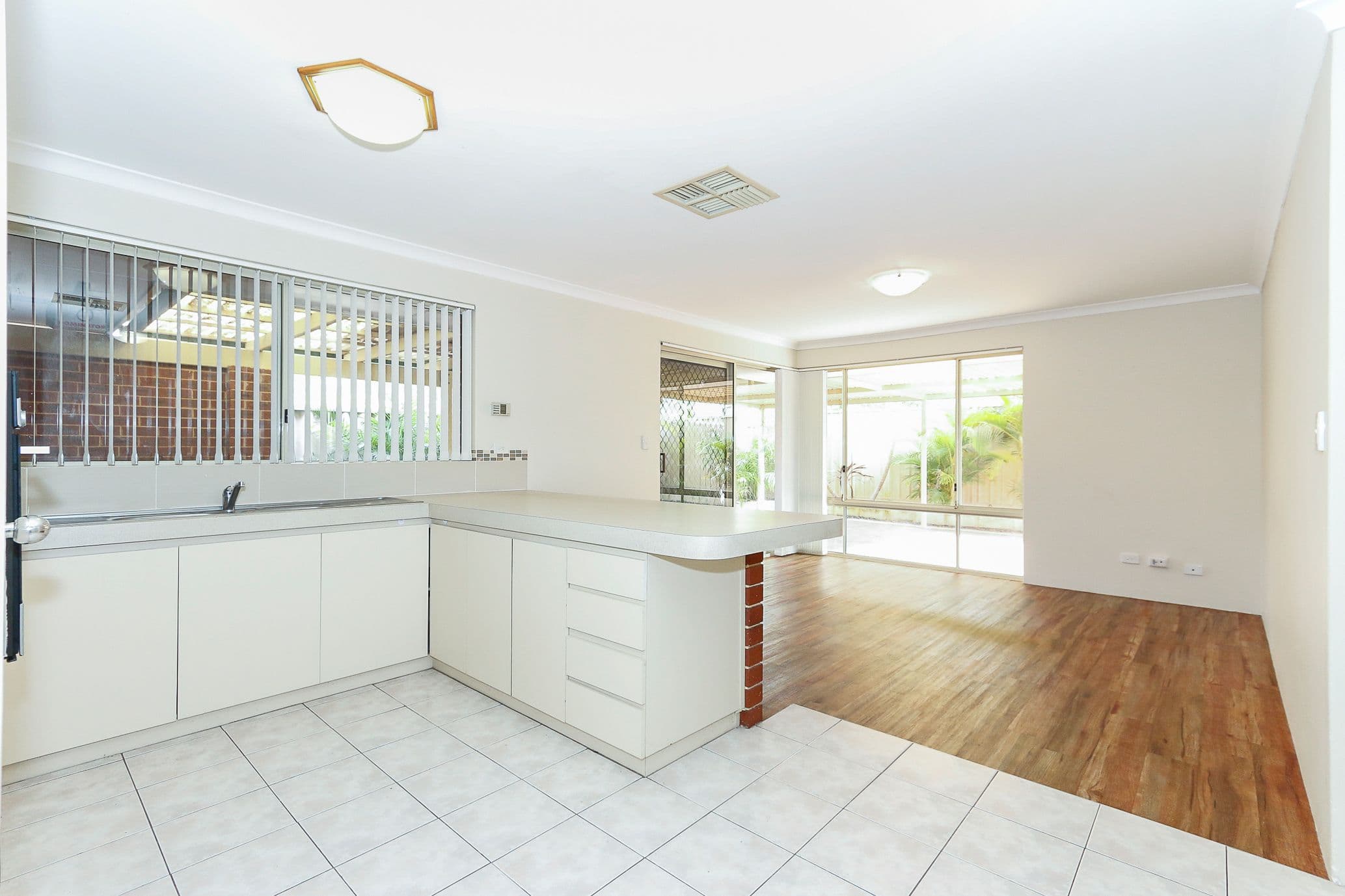 7 Hamlyn Glen, Kiara WA 6054, Kiara - Thumbnail 6