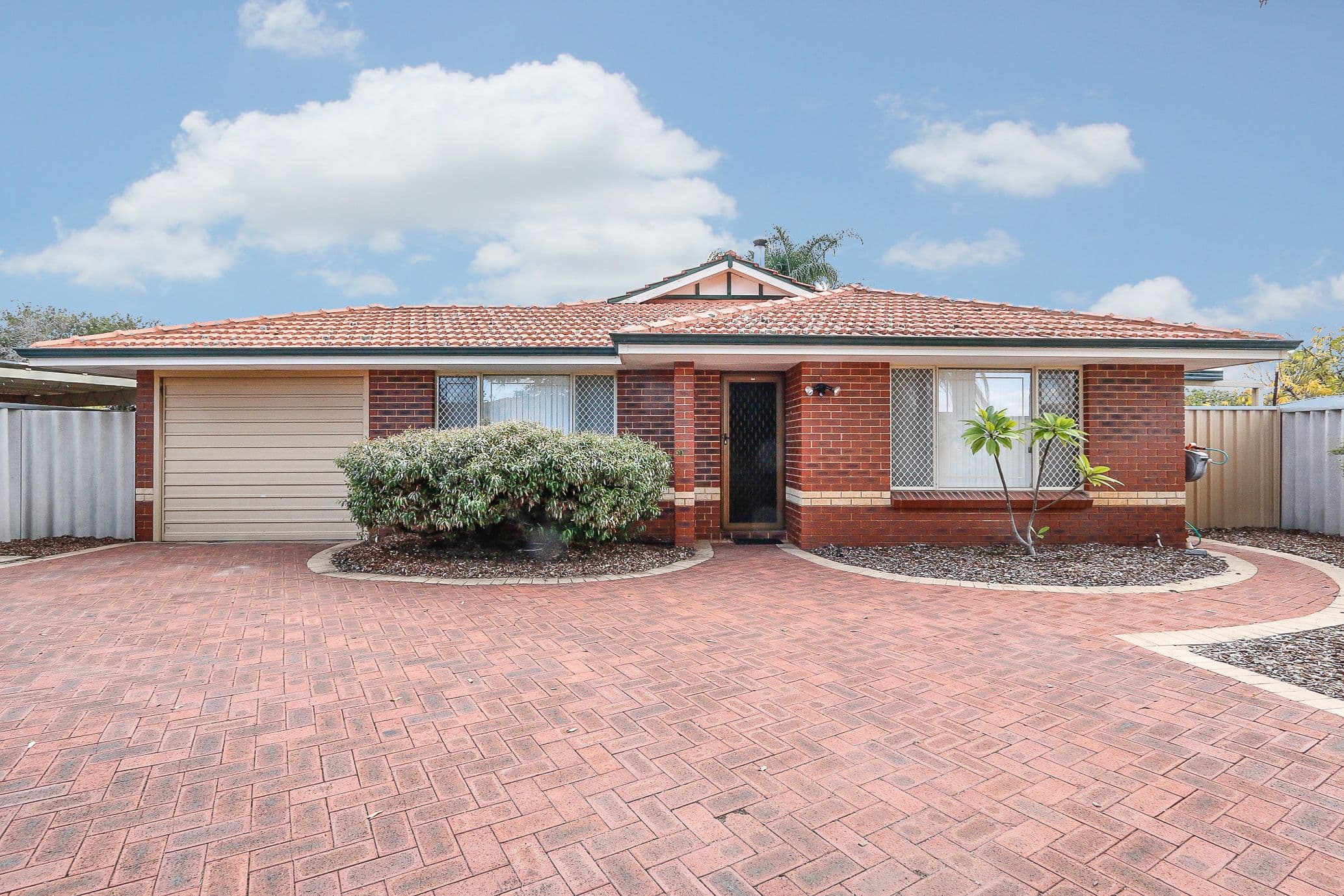 7 Hamlyn Glen, Kiara WA 6054, Kiara - Image 1