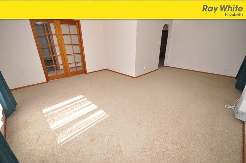 21 Reginald Parade, Craigmore SA 5114, Craigmore - Thumbnail 4