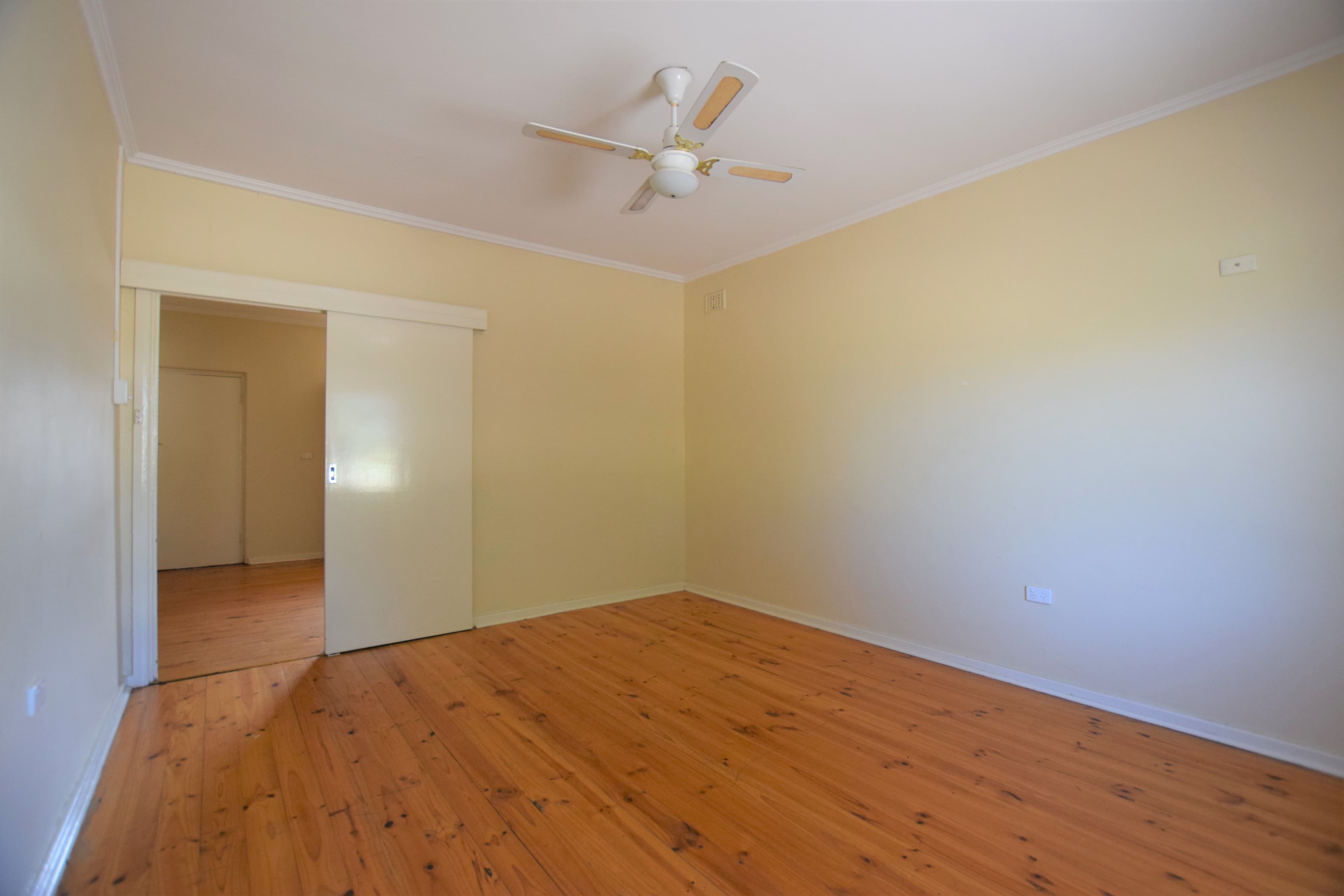 12 Dighton Street, Port Augusta West SA 5700, Port Augusta West - Thumbnail 3