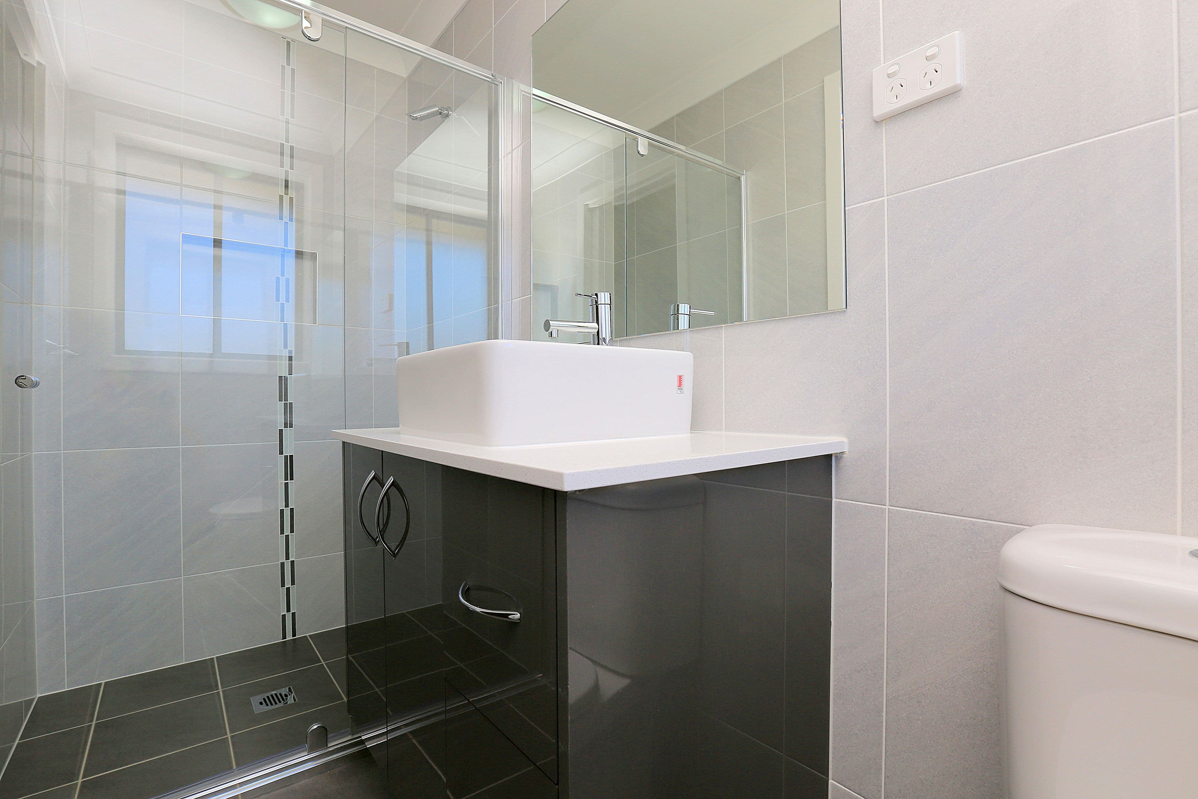 50 Jacaranda Drive, Georges Hall - Thumbnail 5