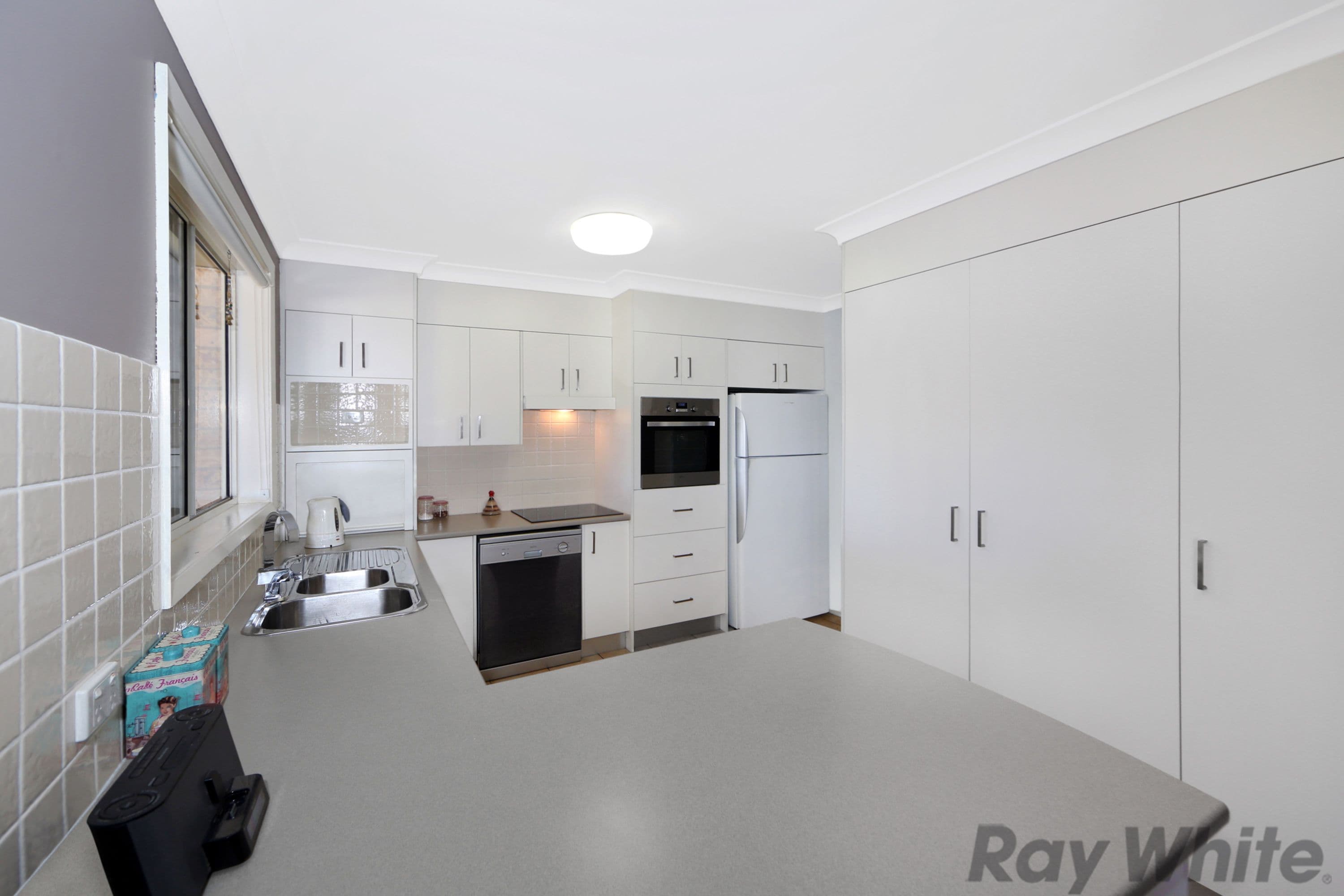 52 Swan Street, Kanwal - Thumbnail 2