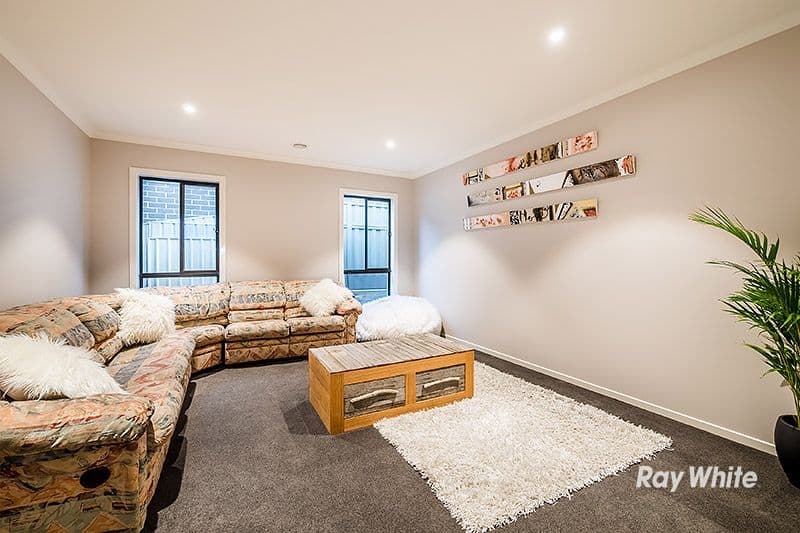 21 Dash Drive, Cranbourne East VIC 3977, Cranbourne East - Thumbnail 7