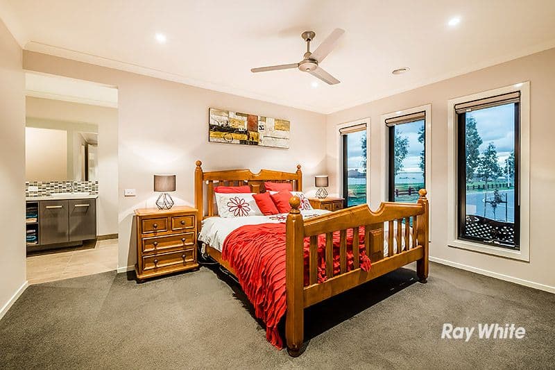 21 Dash Drive, Cranbourne East VIC 3977, Cranbourne East - Thumbnail 4