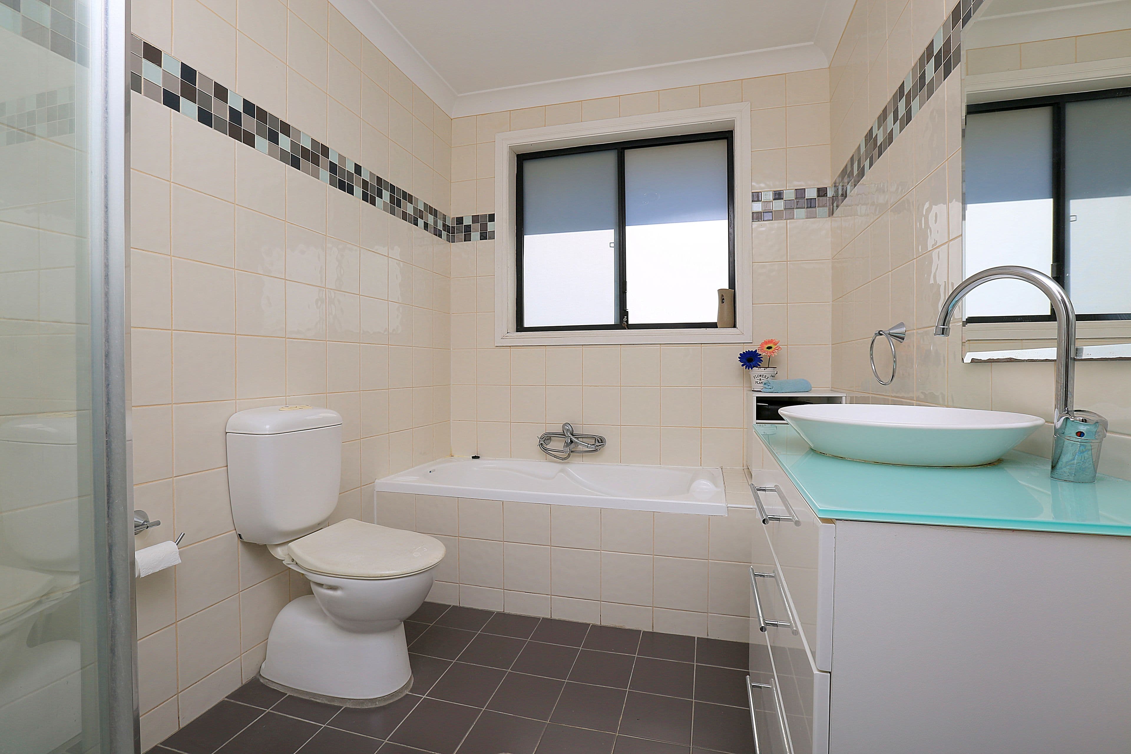 24 Philippa Crescent, MILDURA VIC 3500, Mildura - Thumbnail 8