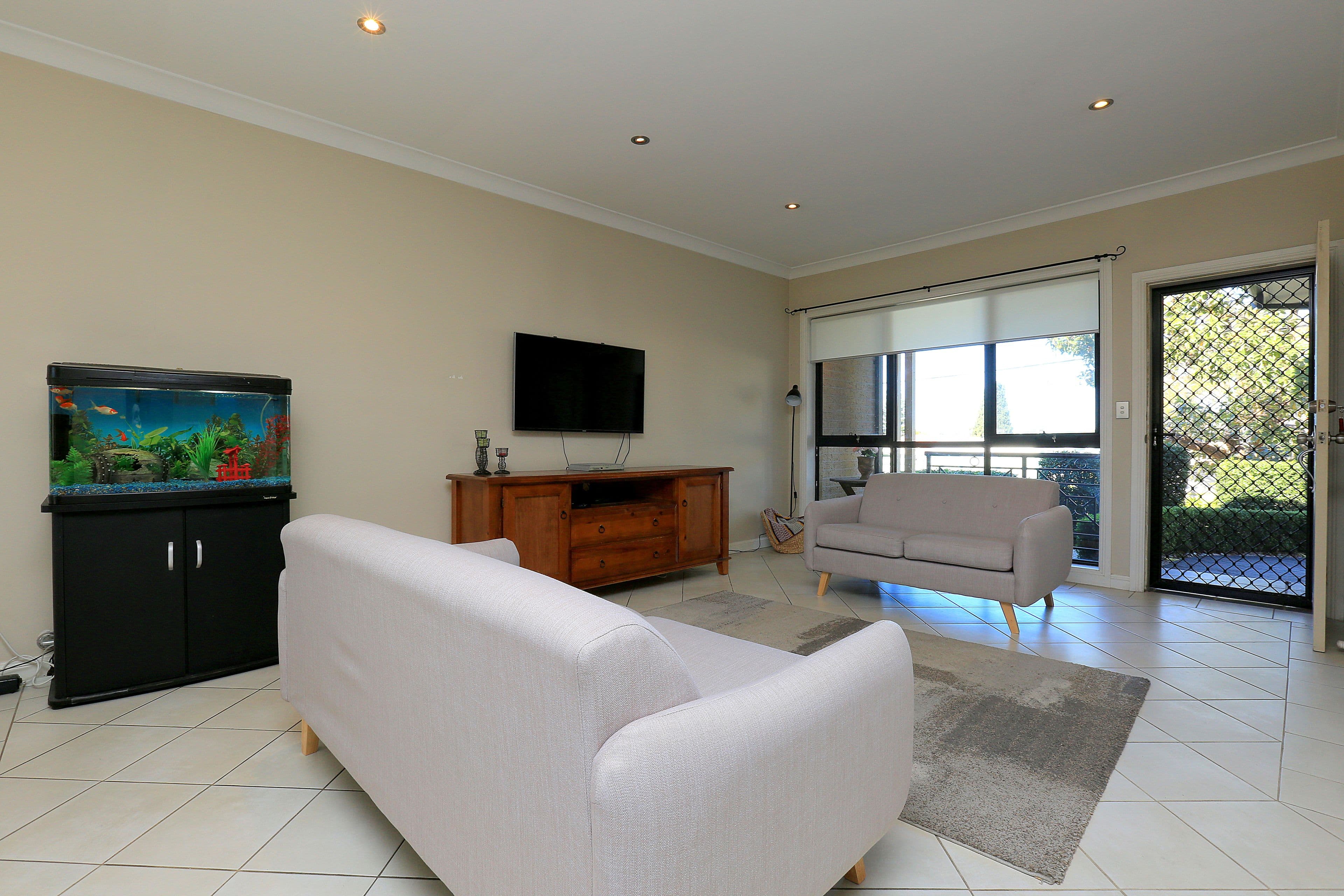 24 Philippa Crescent, MILDURA VIC 3500, Mildura - Thumbnail 2