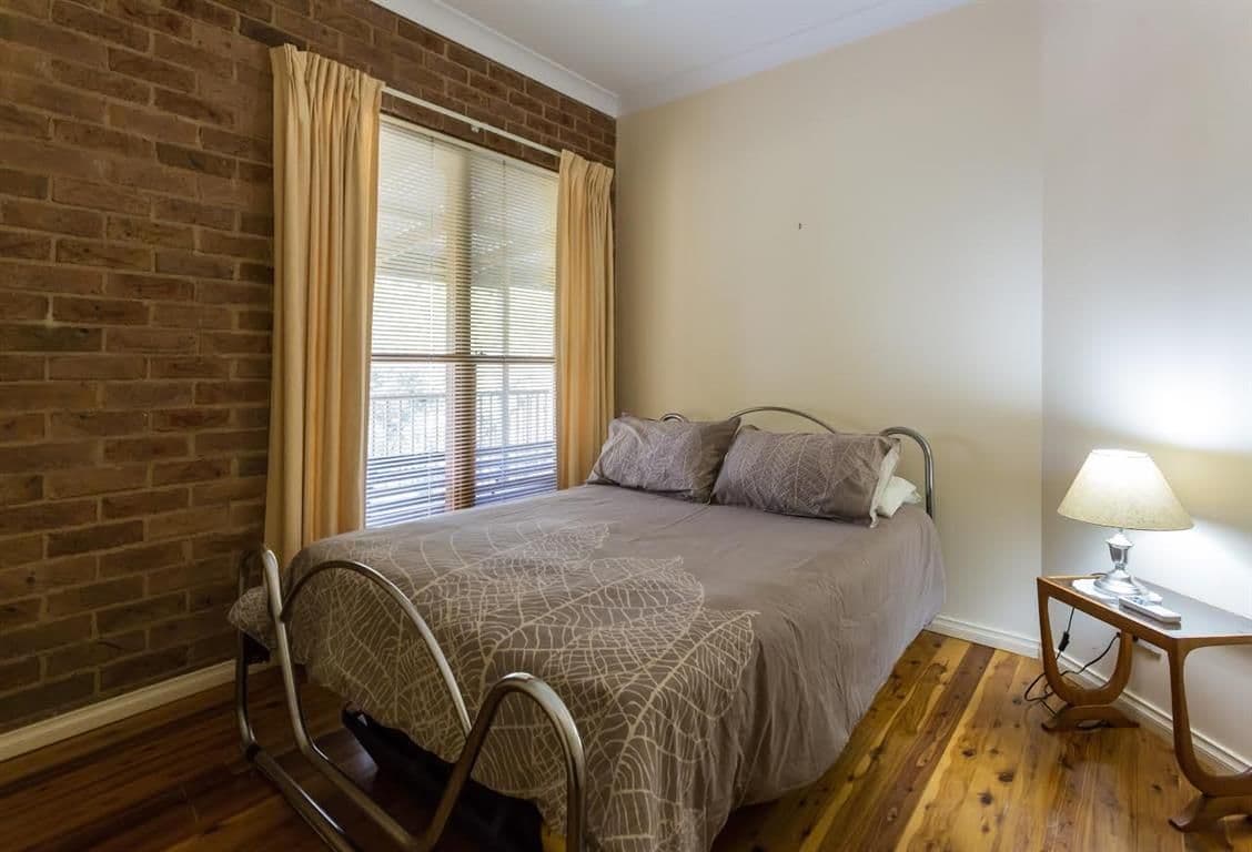 21 Cromwell Street, Adelong - Thumbnail 8