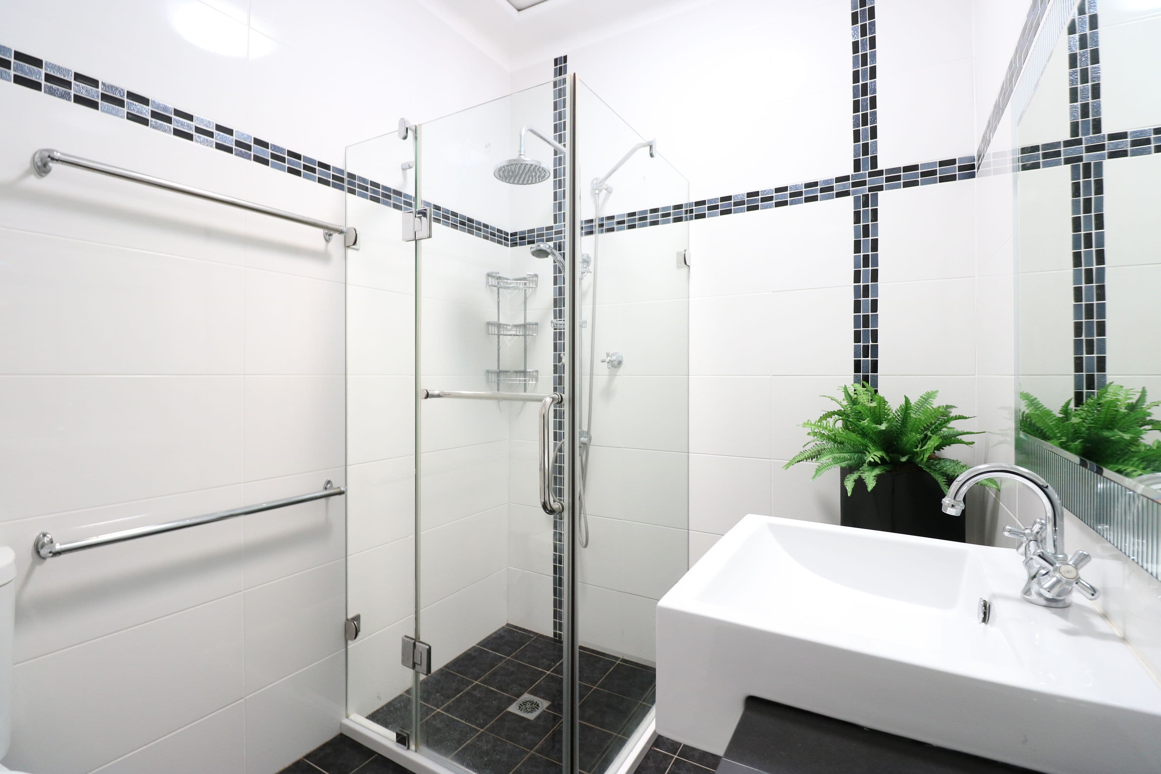 71 Avoca Road, Canley Heights - Thumbnail 5
