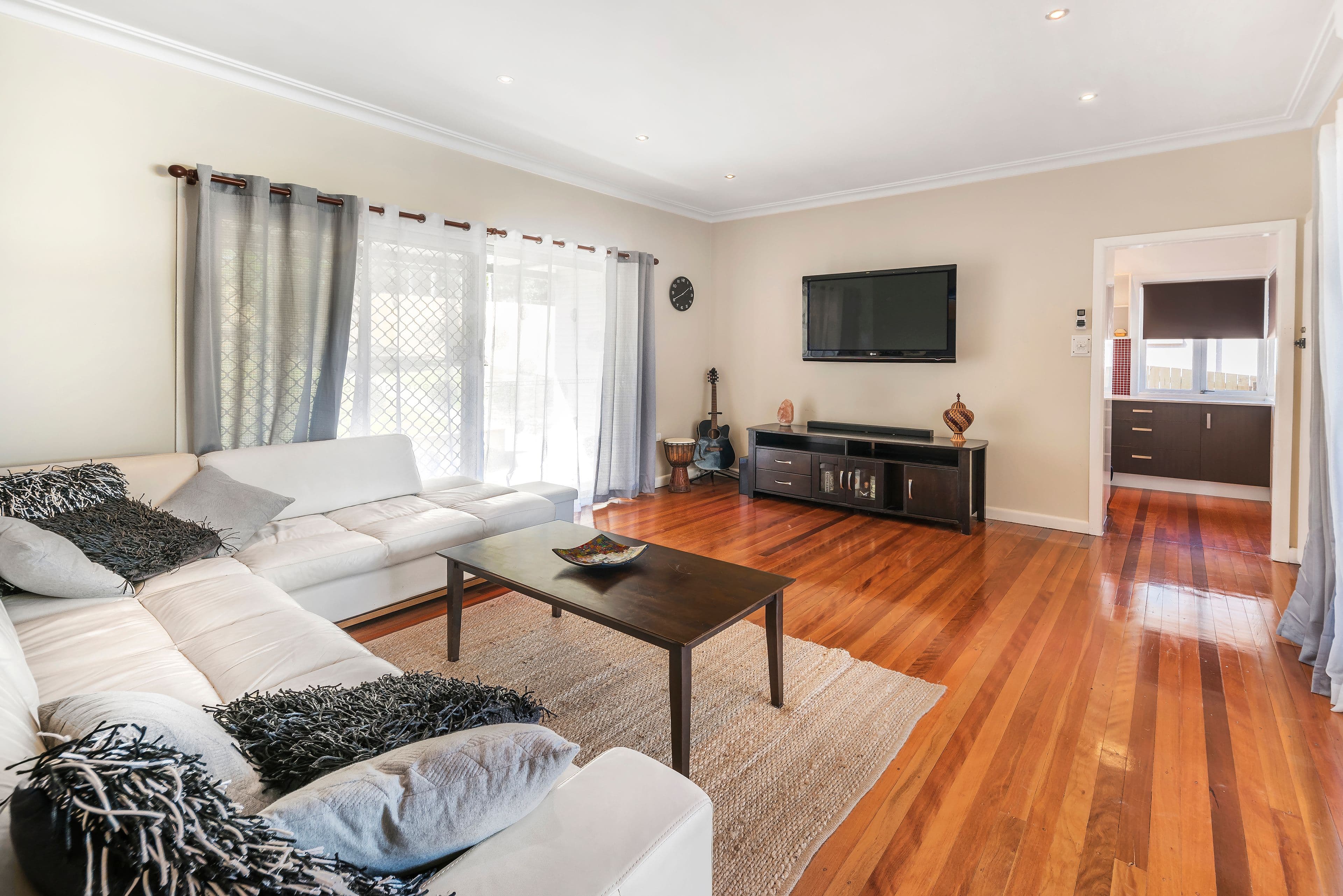 18 Buhot Street, Geebung QLD 4034, Geebung - Thumbnail 4