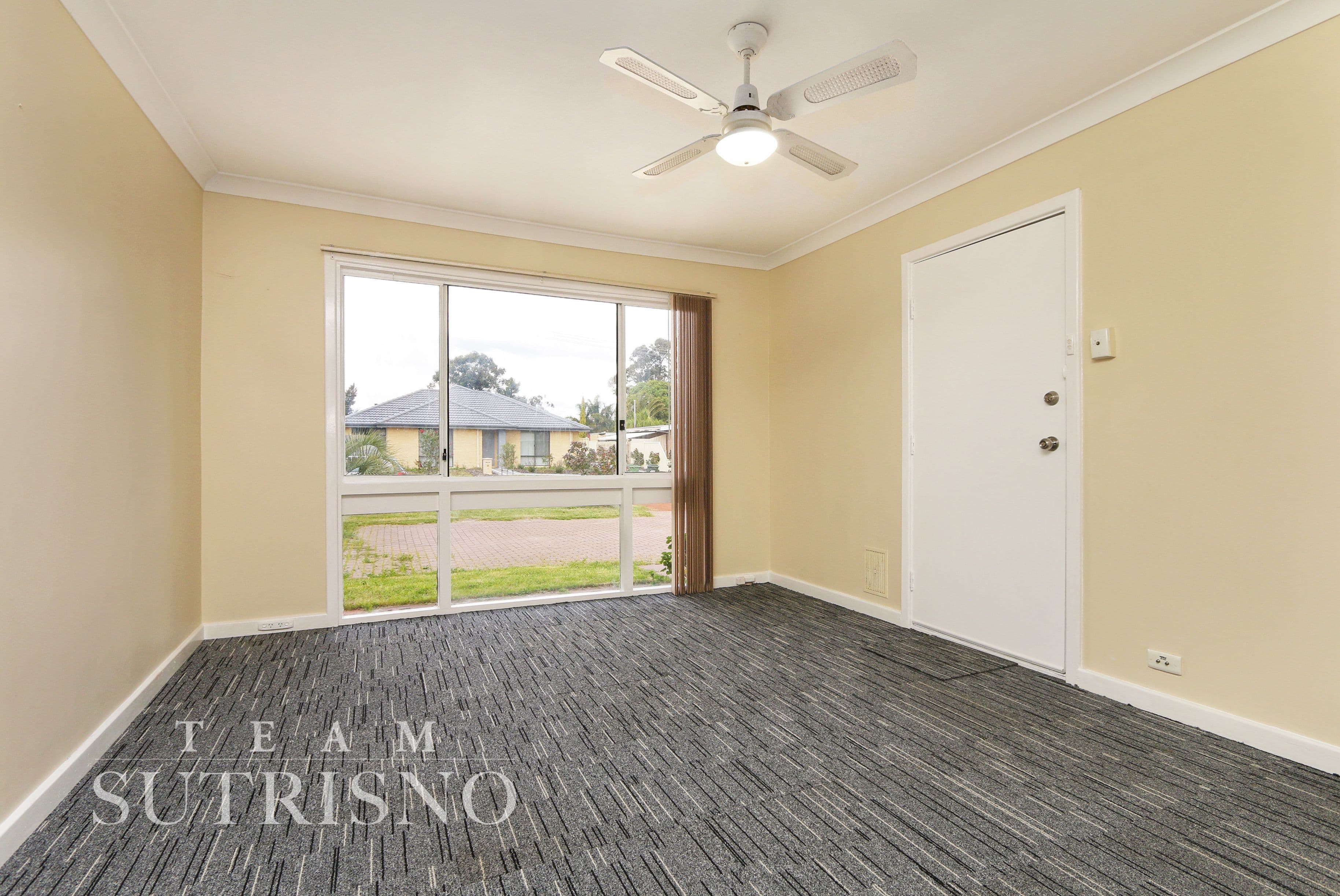 10 Abingdon Place, Kelmscott WA 6111, Kelmscott - Thumbnail 3