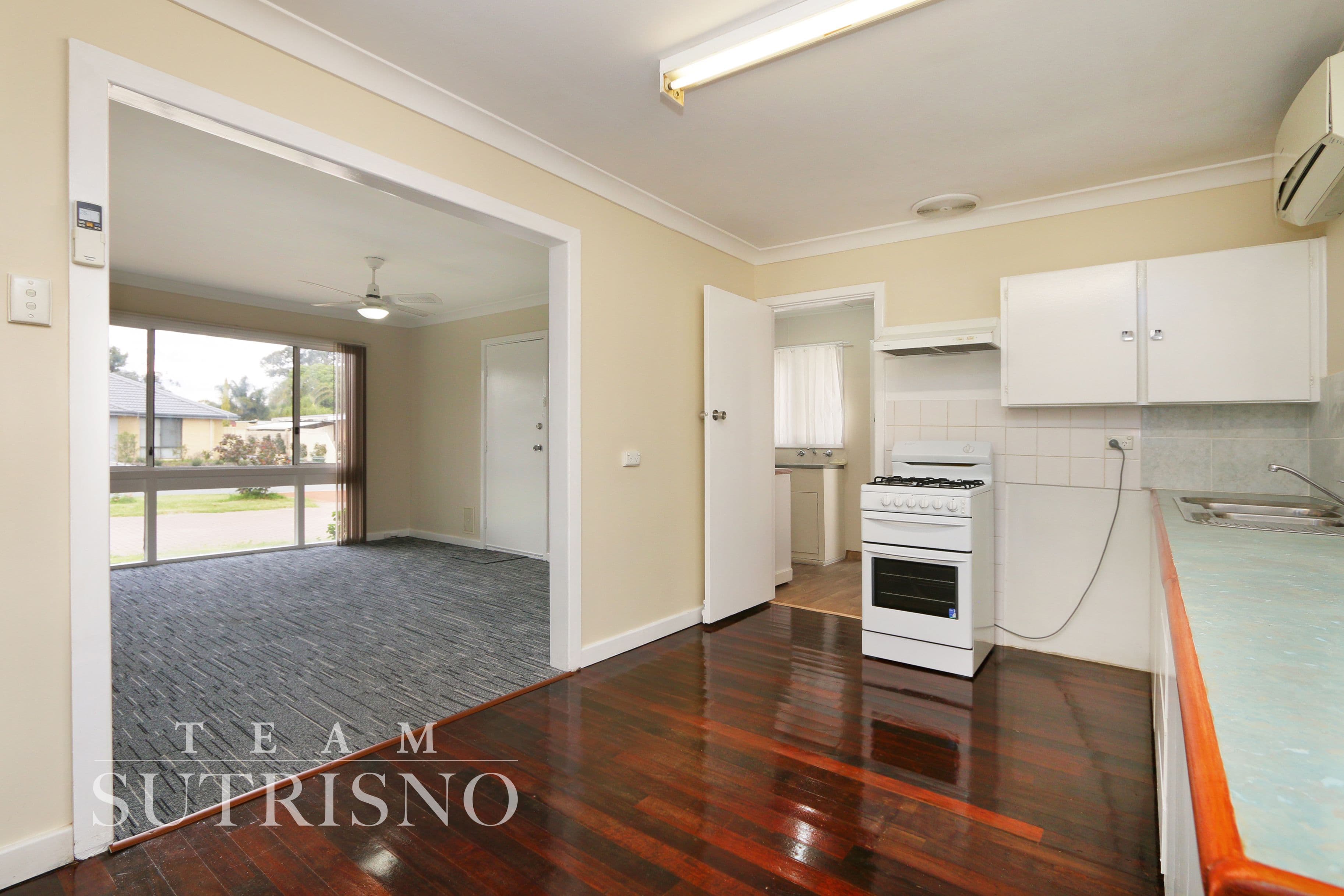 10 Abingdon Place, Kelmscott WA 6111, Kelmscott - Thumbnail 8