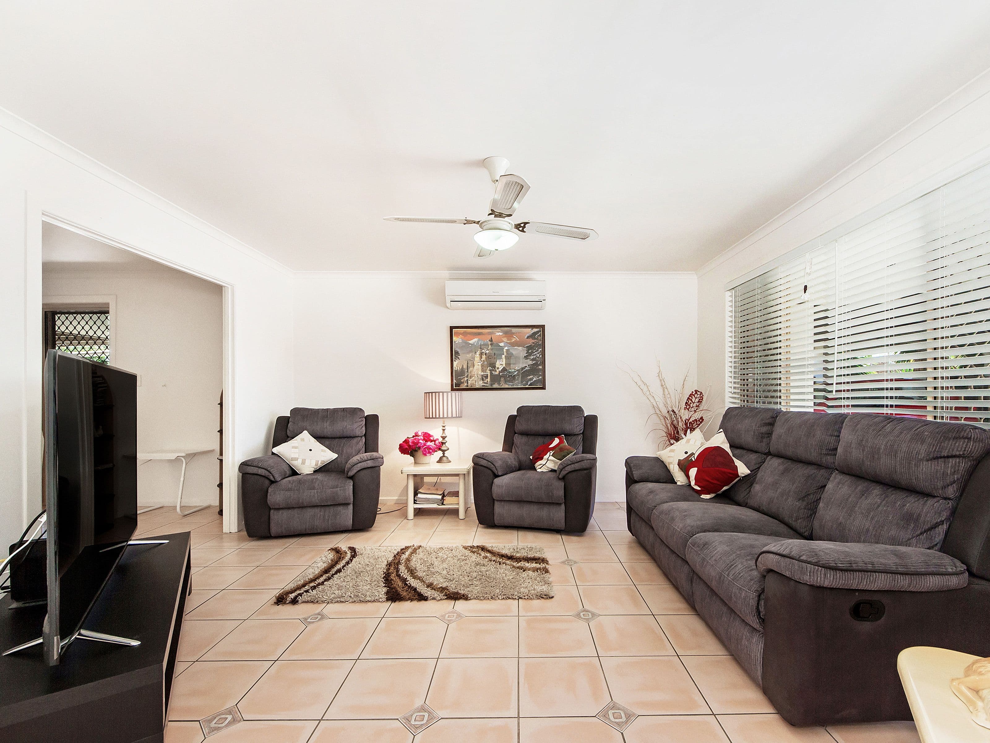 73 Hickey Way, Carrara QLD 4211, Carrara - Thumbnail 2