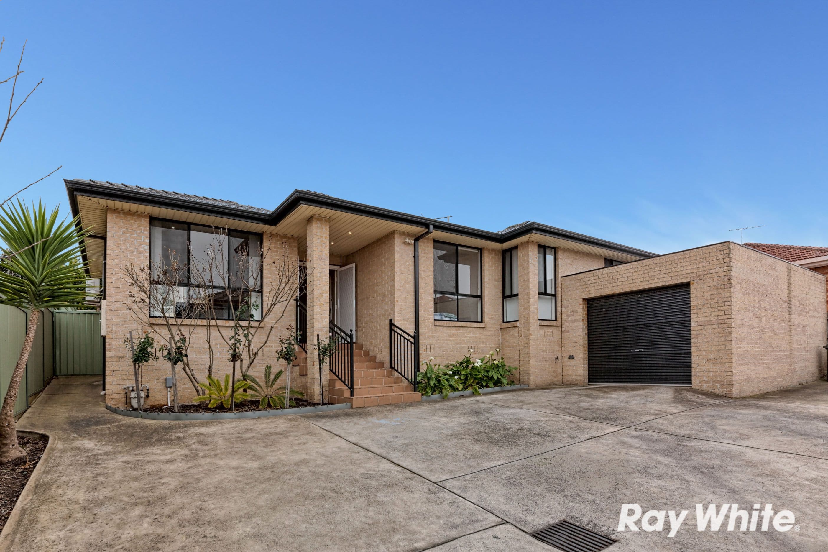 17 Shankland Boulevard, Meadow Heights VIC 3048, Meadow Heights - Thumbnail 2