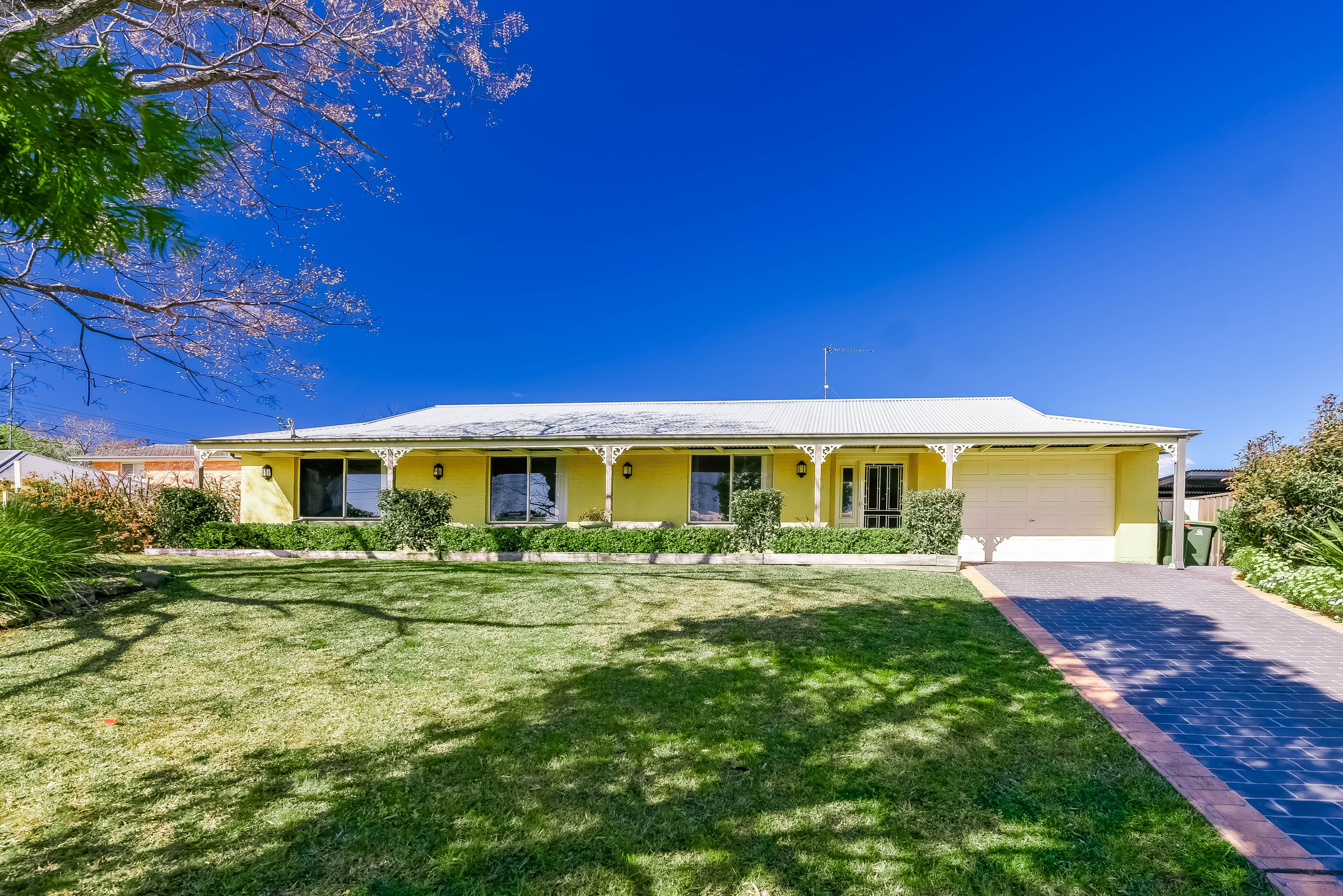13 Haddon Place, Picton - Image 1