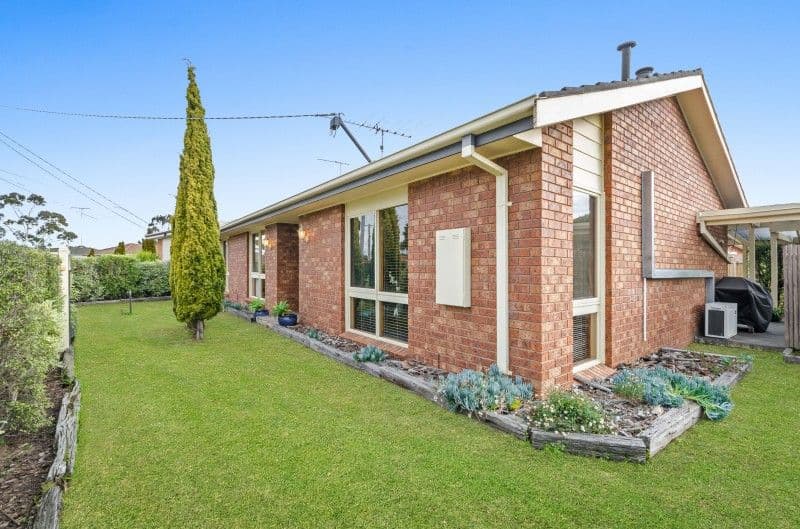 8 Bren Court, Corio VIC 3214, Corio - Image 1