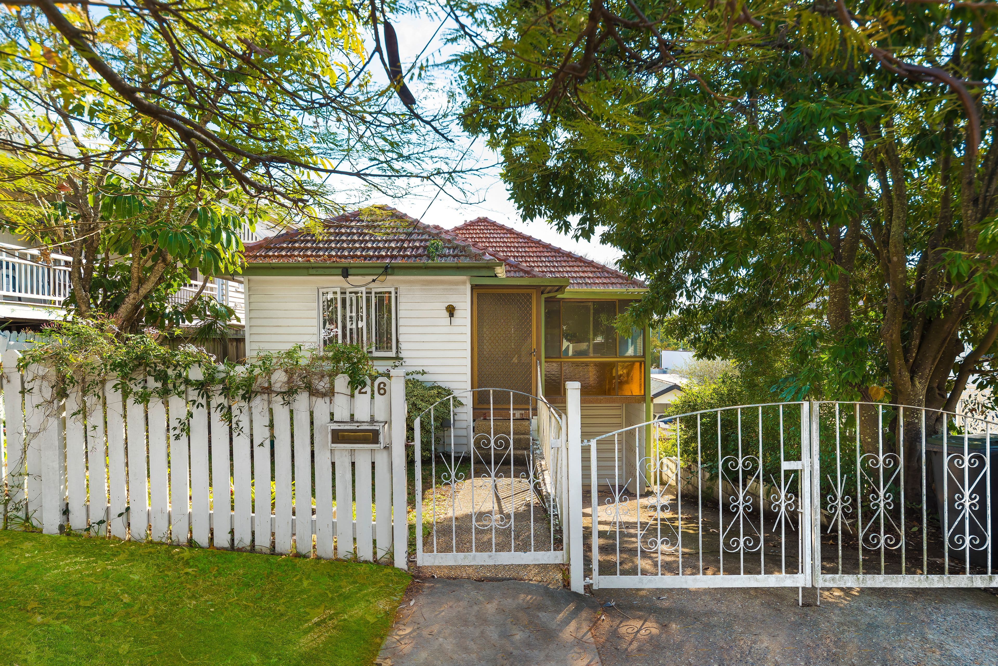 8 Lower Cross Street, GOODNA, Goodna - Image 1