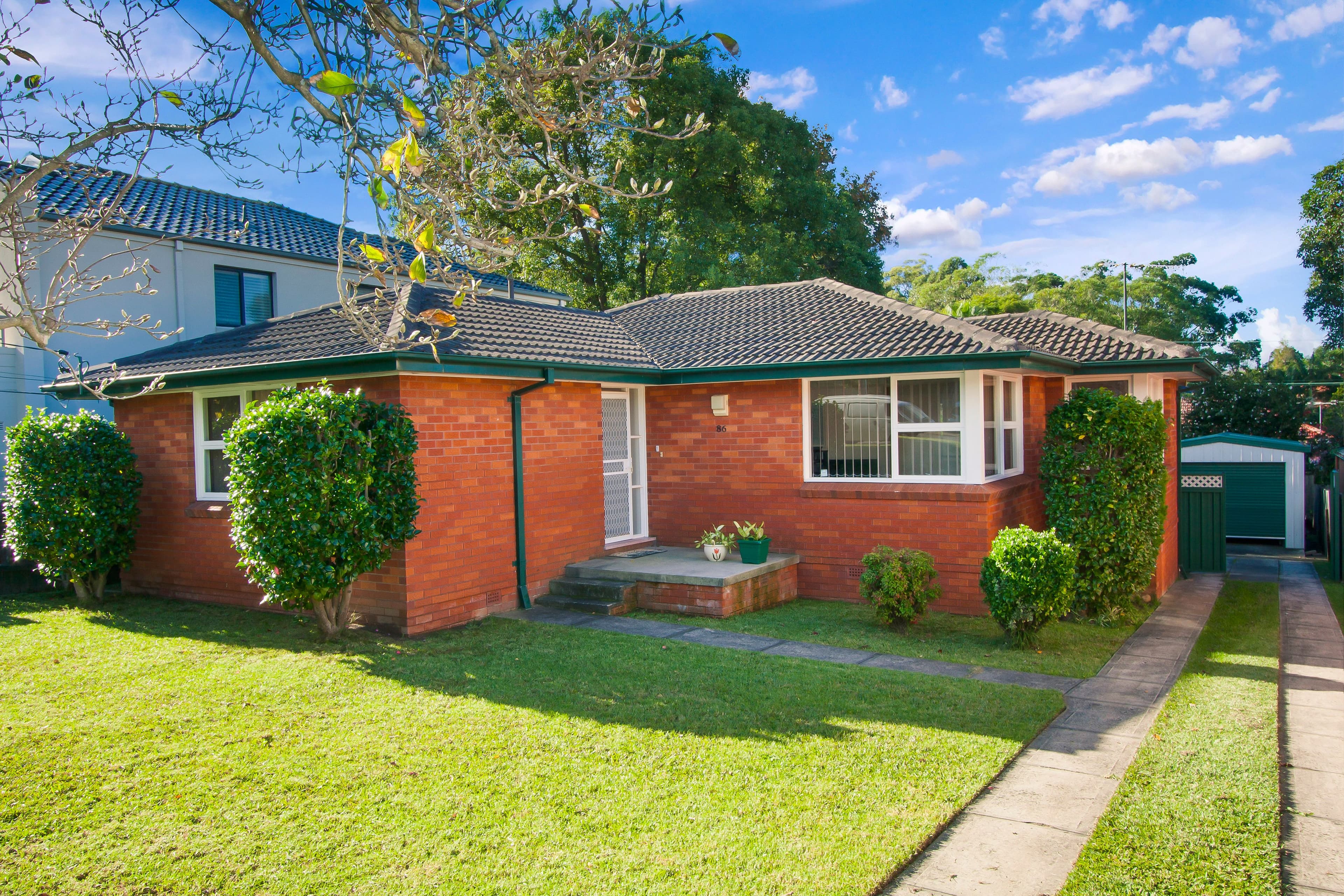 86 Eastview Avenue, North Ryde - Image 1