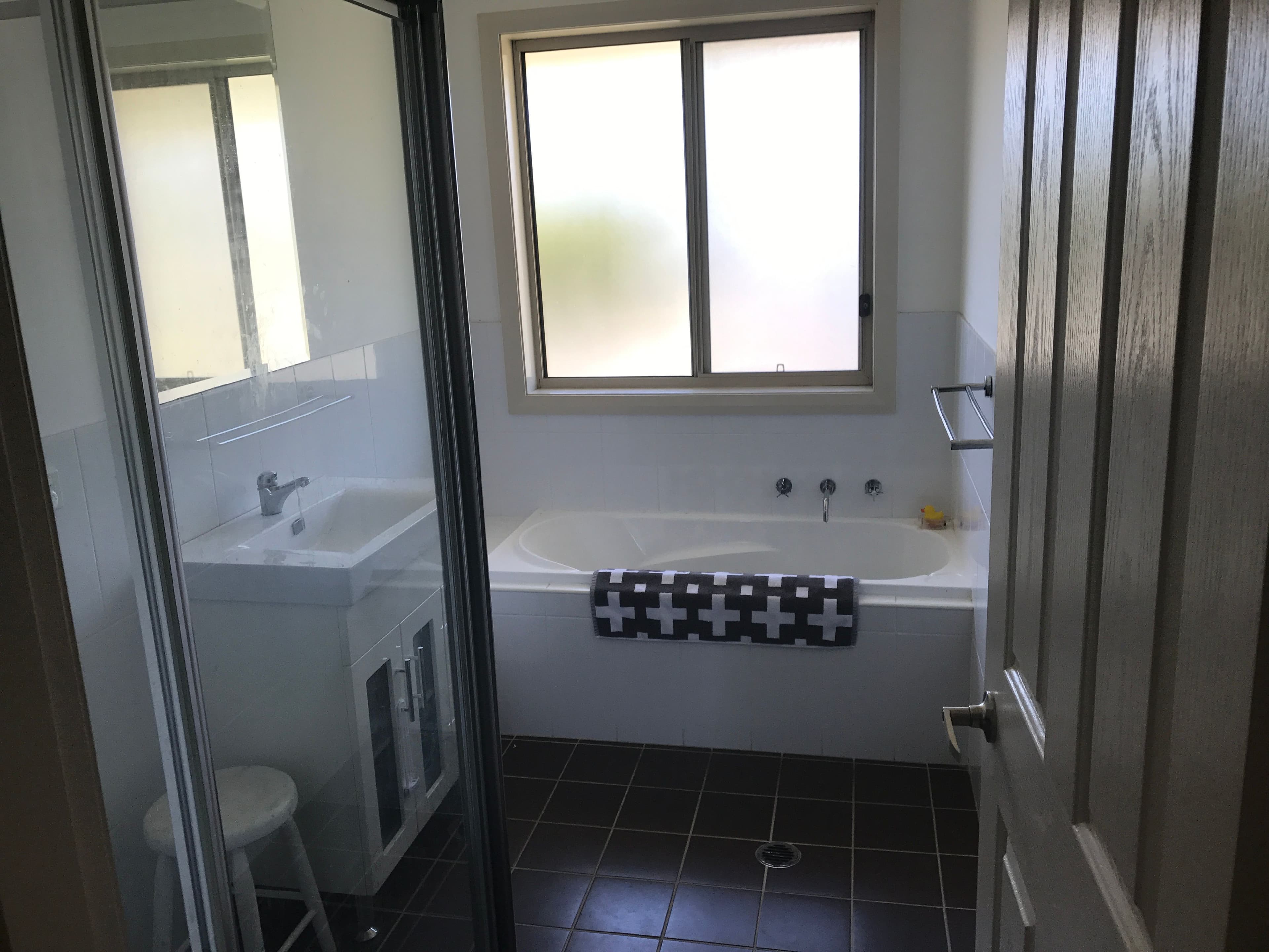 1B Cheltenham Avenue, Cambridge Park NSW 2747, Cambridge Park - Thumbnail 5