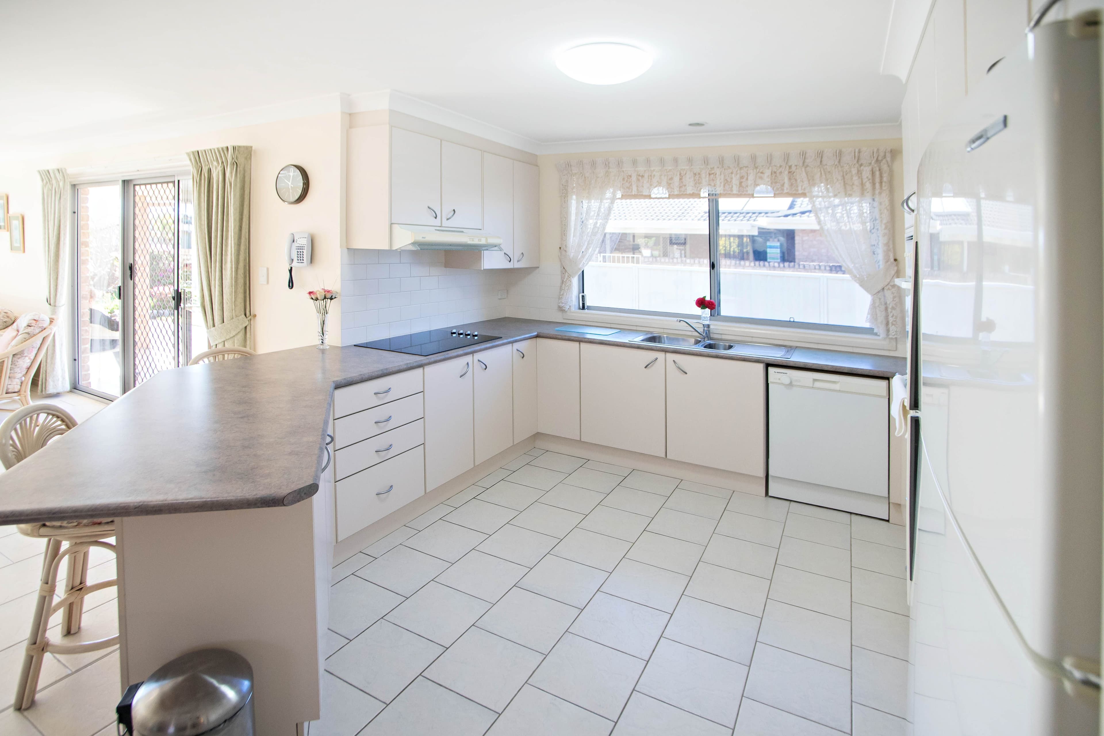 8 Amanda Crescent, Forster - Thumbnail 4