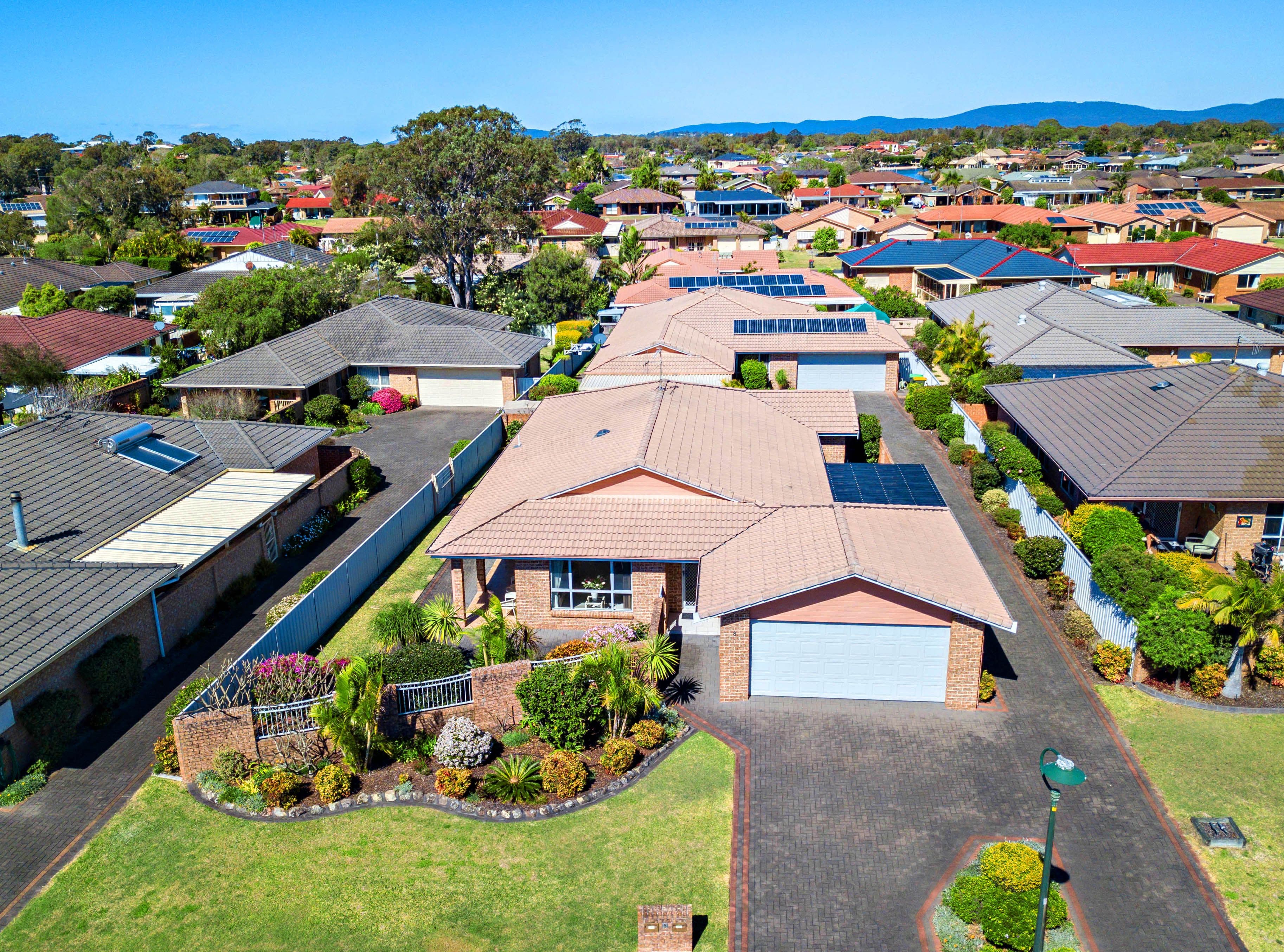8 Amanda Crescent, Forster - Thumbnail 2