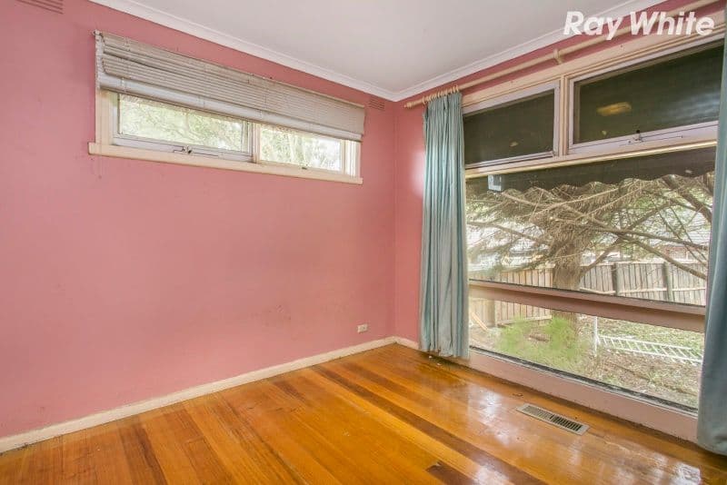 35 Manuka Road, Berwick VIC 3806, Berwick - Thumbnail 7