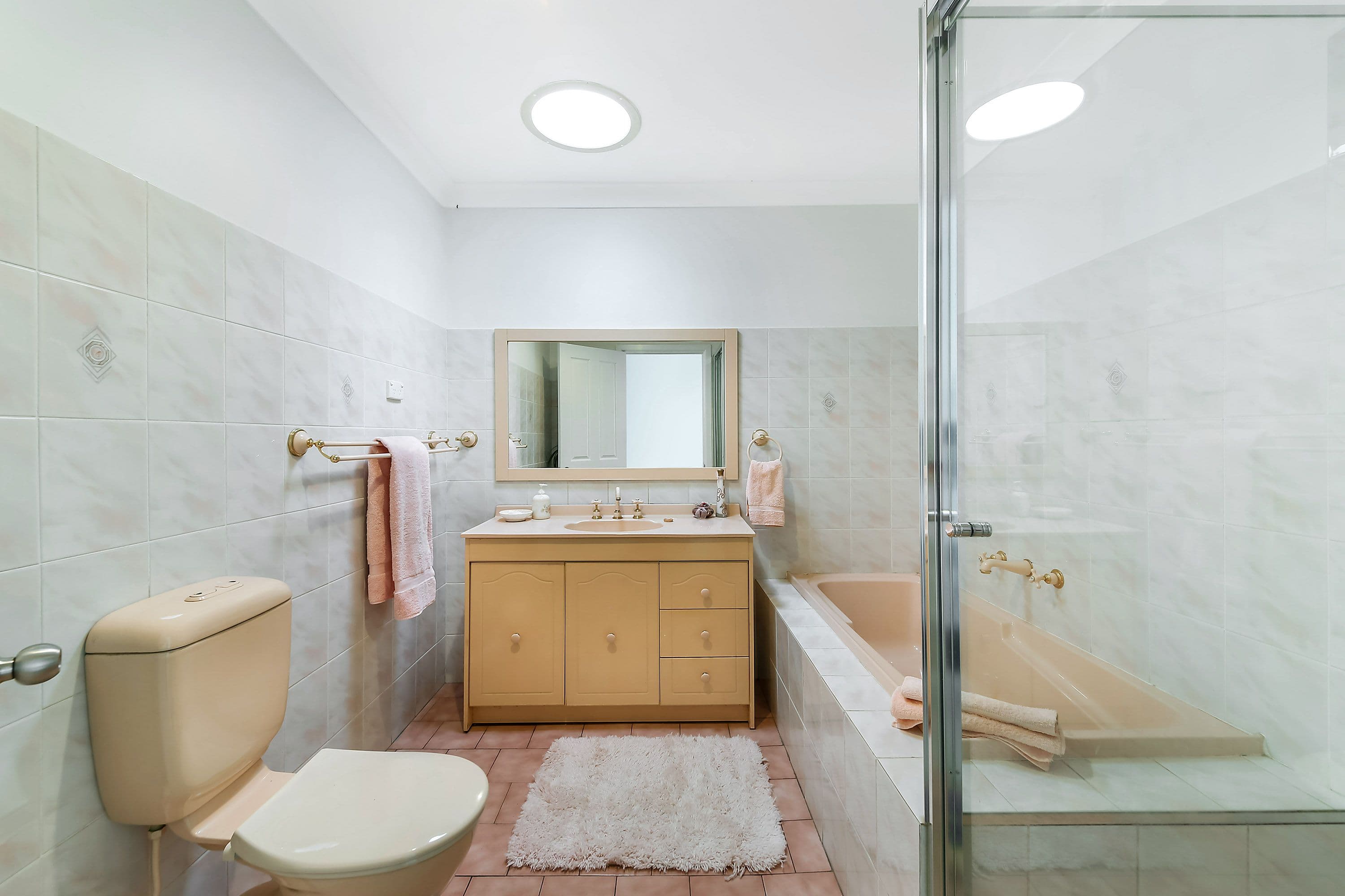 9 Glenbrook Crescent, Georges Hall - Thumbnail 7