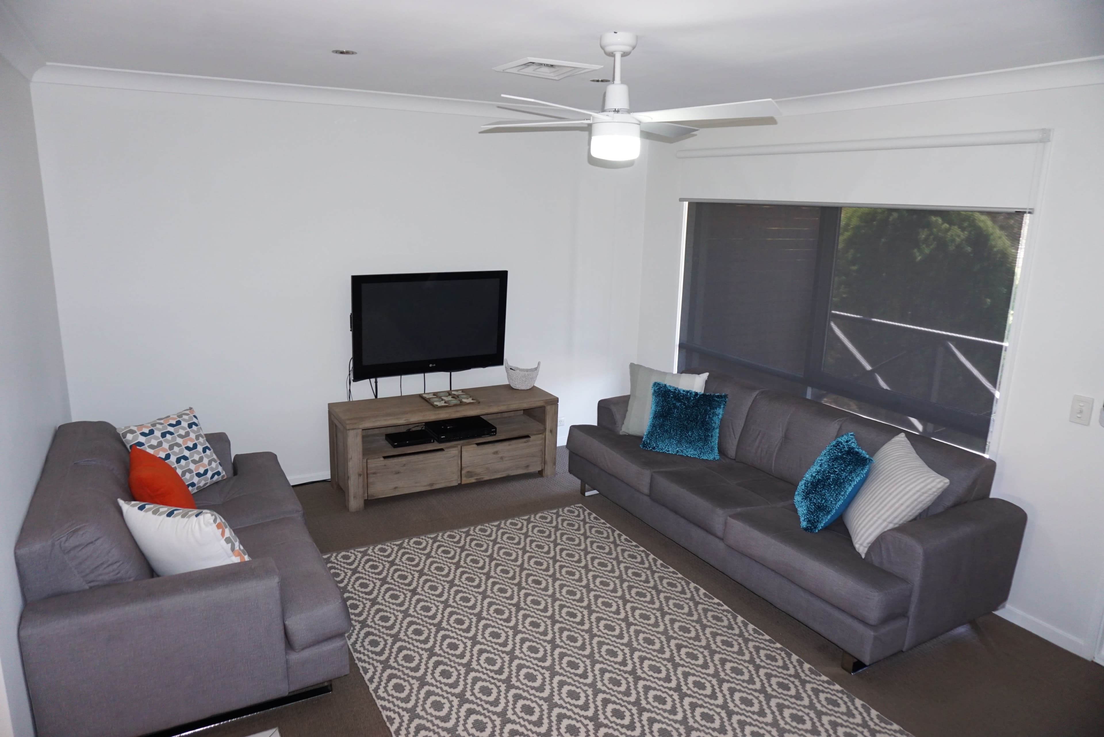 16 Richards Avenue, Singleton NSW 2330, Singleton - Thumbnail 2