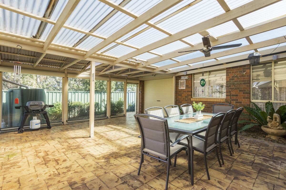 2 Oaktree Avenue, Wyndham Vale VIC 3024, Wyndham Vale - Thumbnail 3