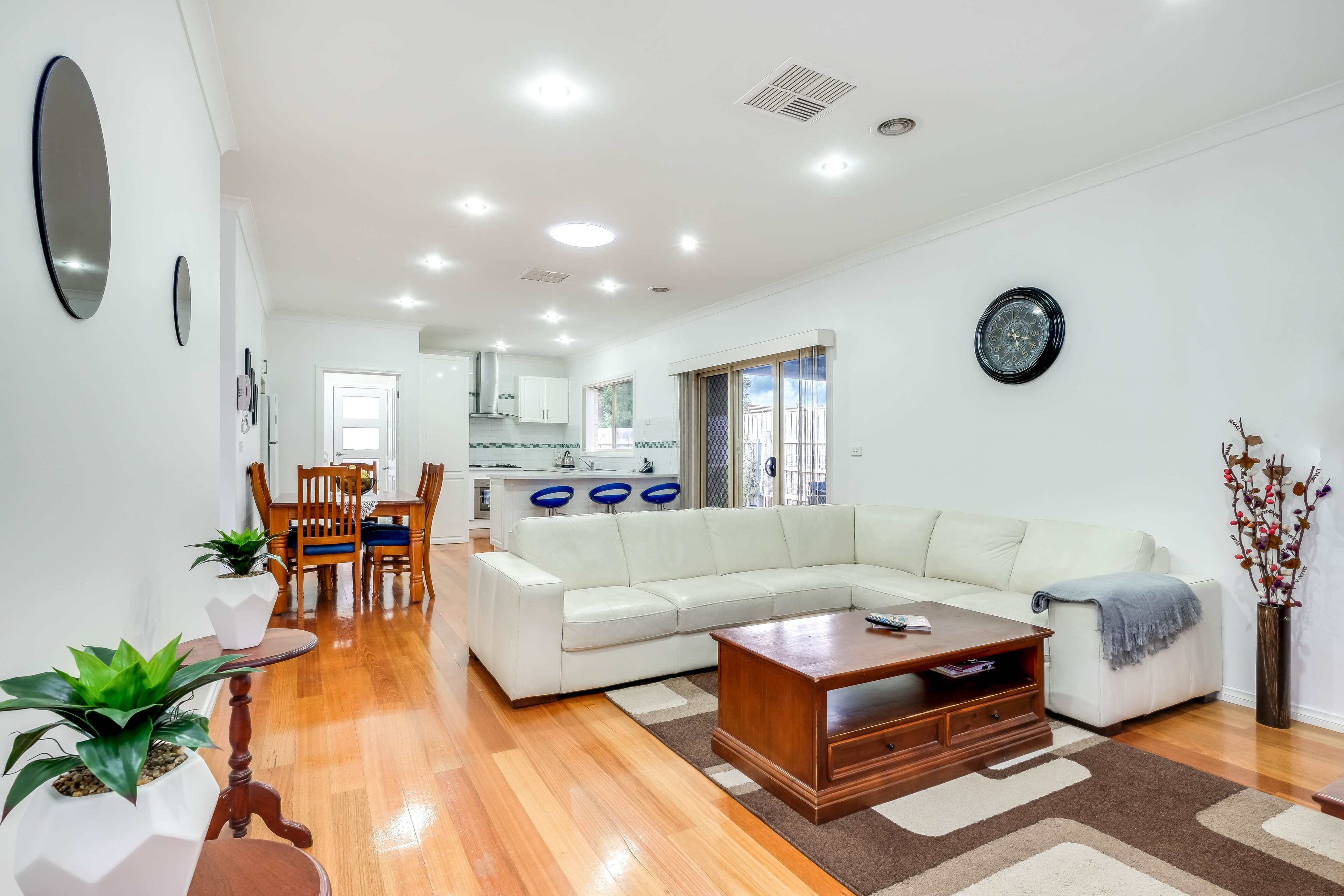 15 Osway Street, Broadmeadows VIC 3047, Broadmeadows - Thumbnail 2
