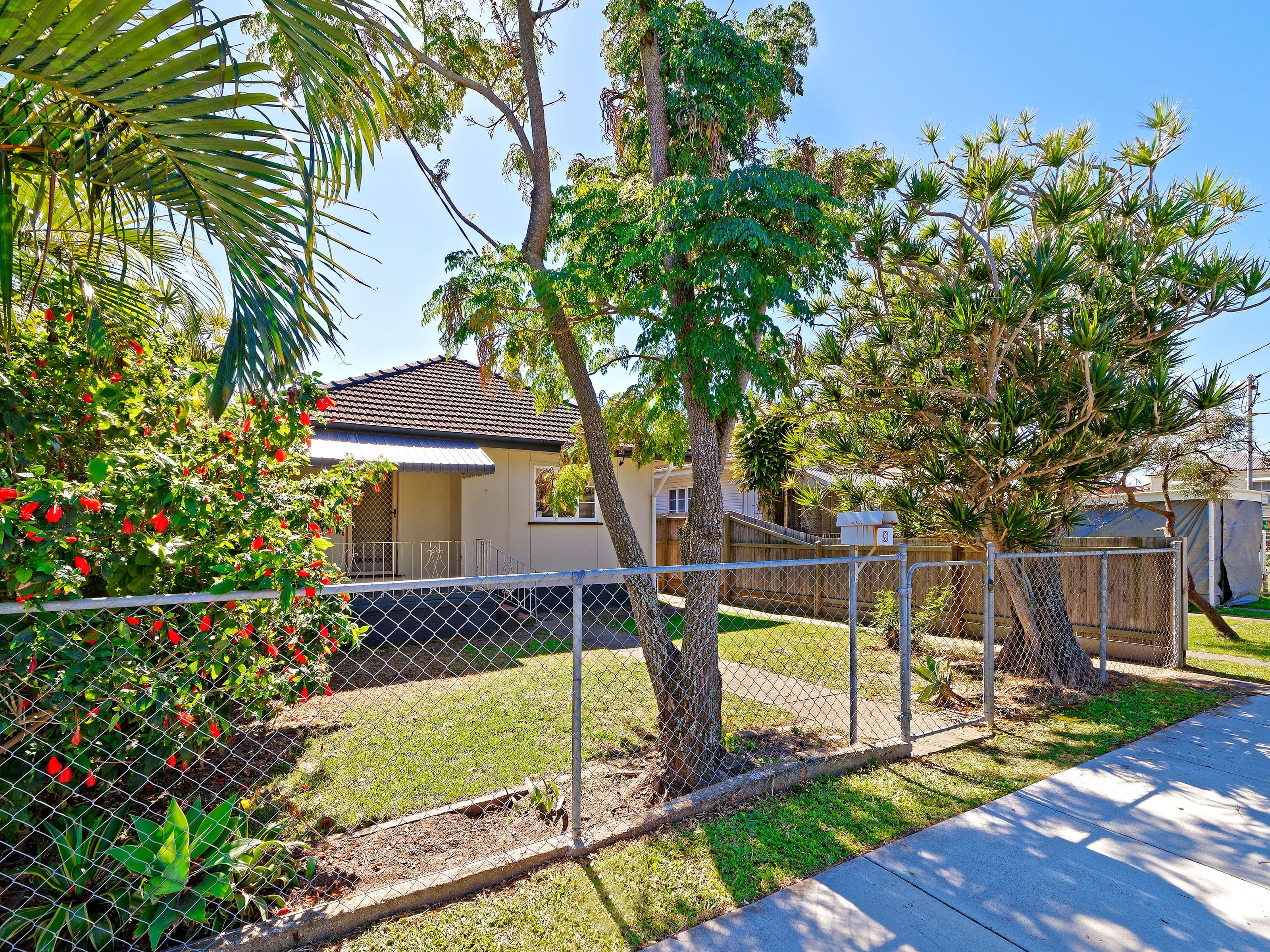 8 Fifth Avenue, Scarborough QLD 4020, Scarborough - Thumbnail 3