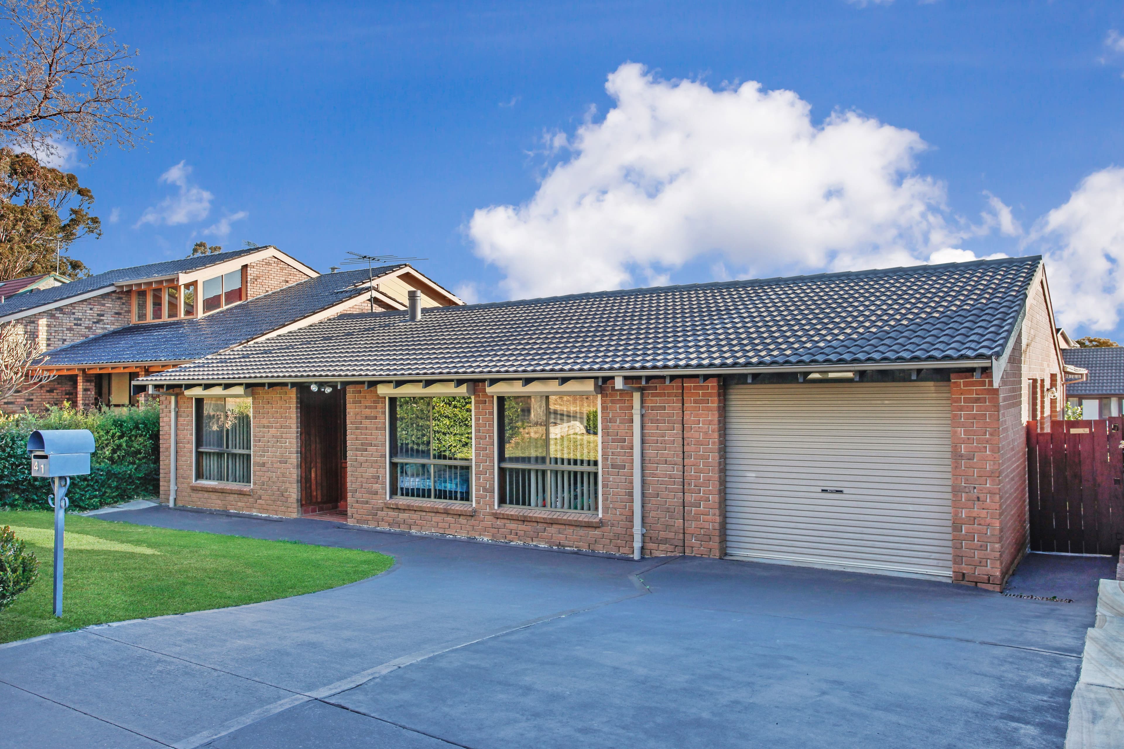 41 Warragamba Crescent, Bossley Park - Image 1