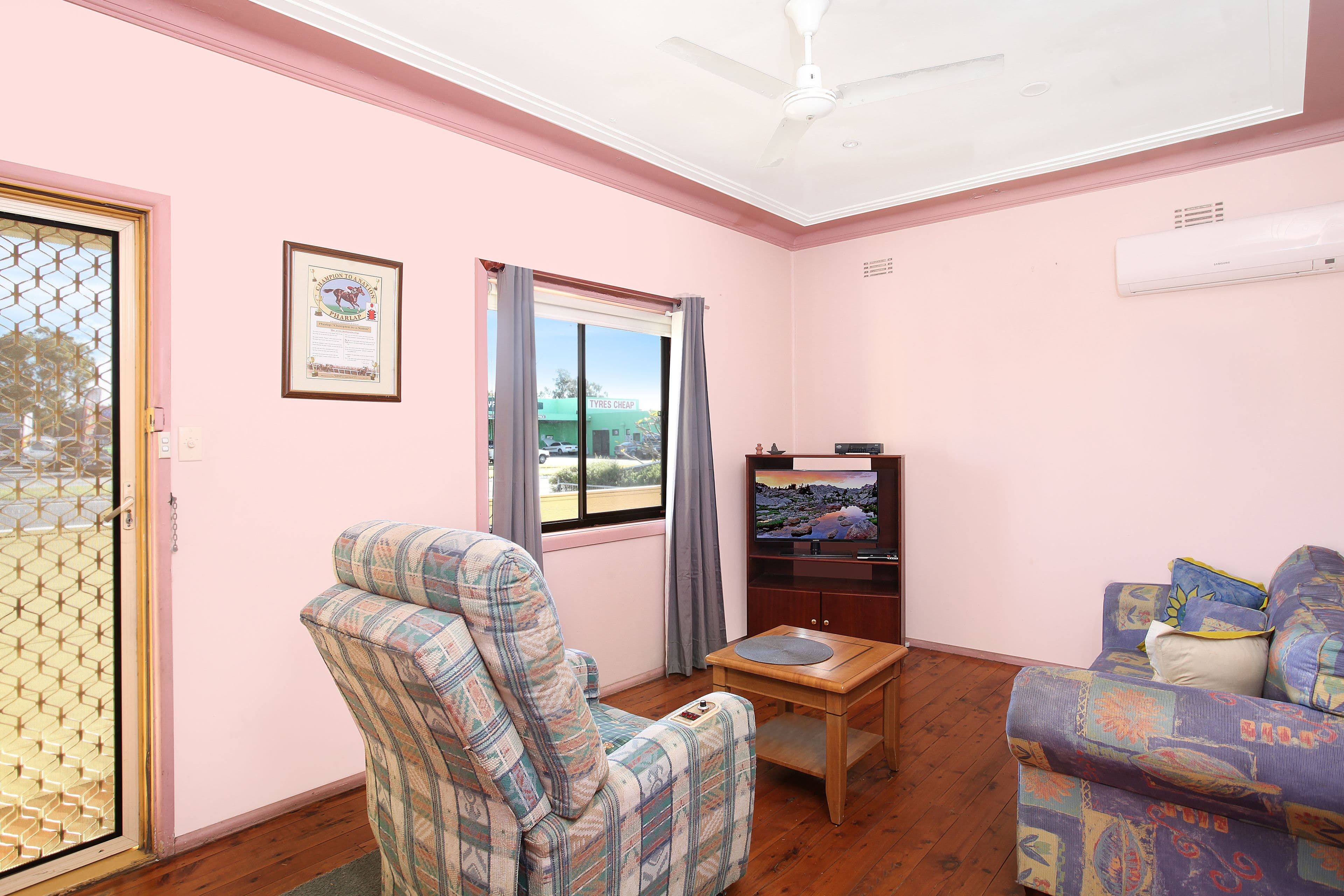 187 Shellharbour Road, Barrack Heights - Thumbnail 2