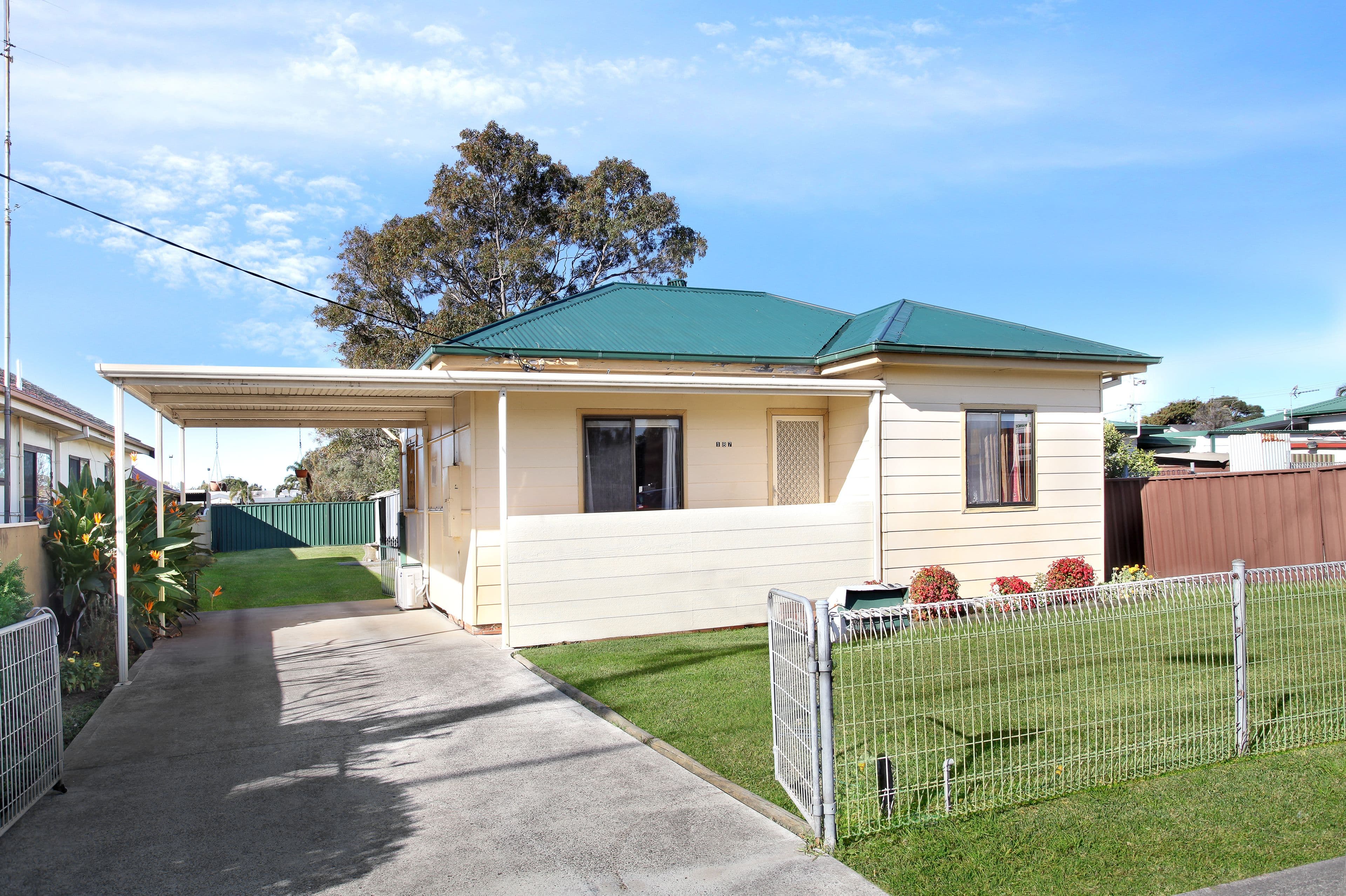 187 Shellharbour Road, Barrack Heights - Image 1