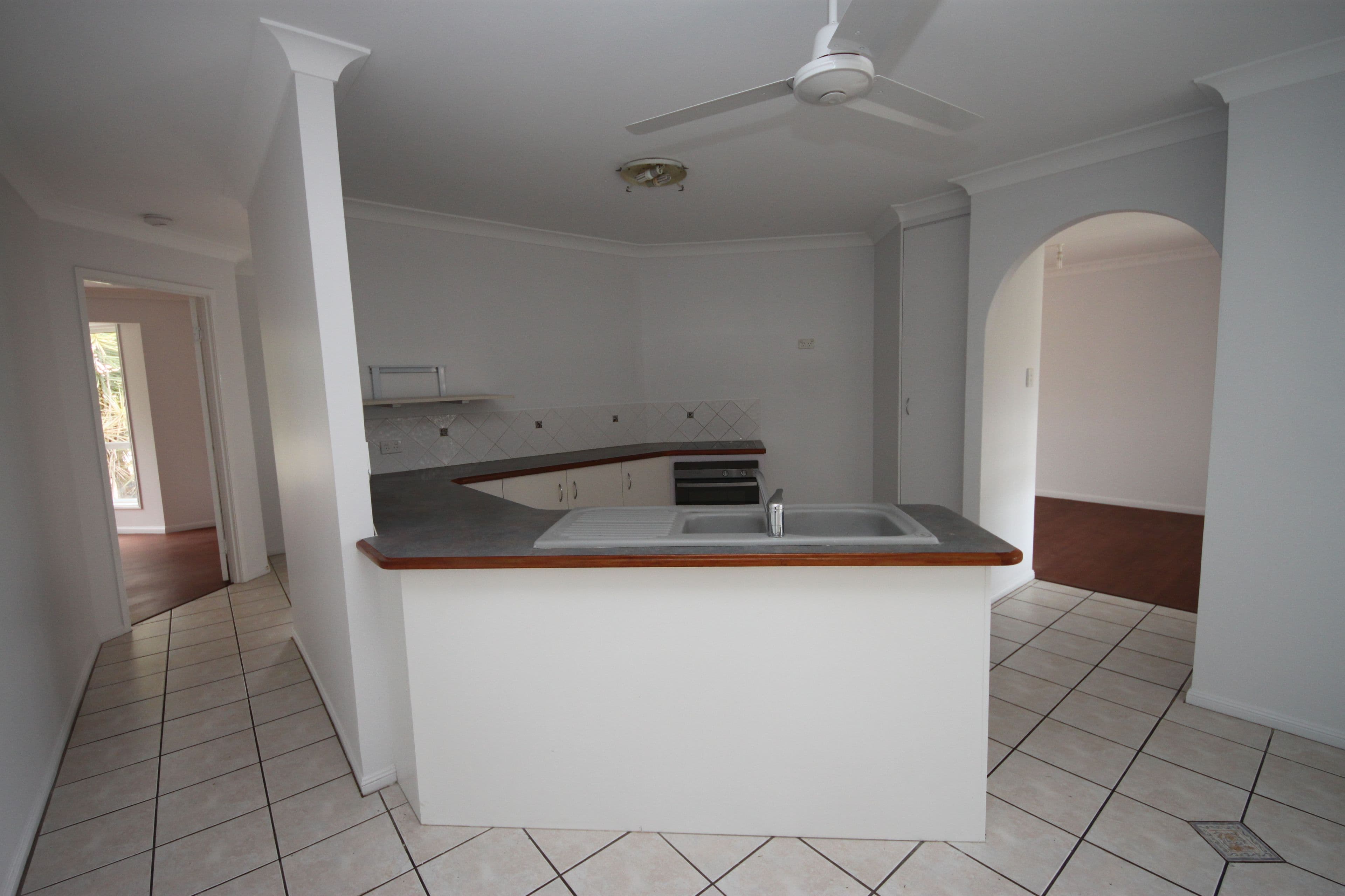 33 Glen Eden Drive, Glen Eden QLD 4680, Glen Eden - Thumbnail 4