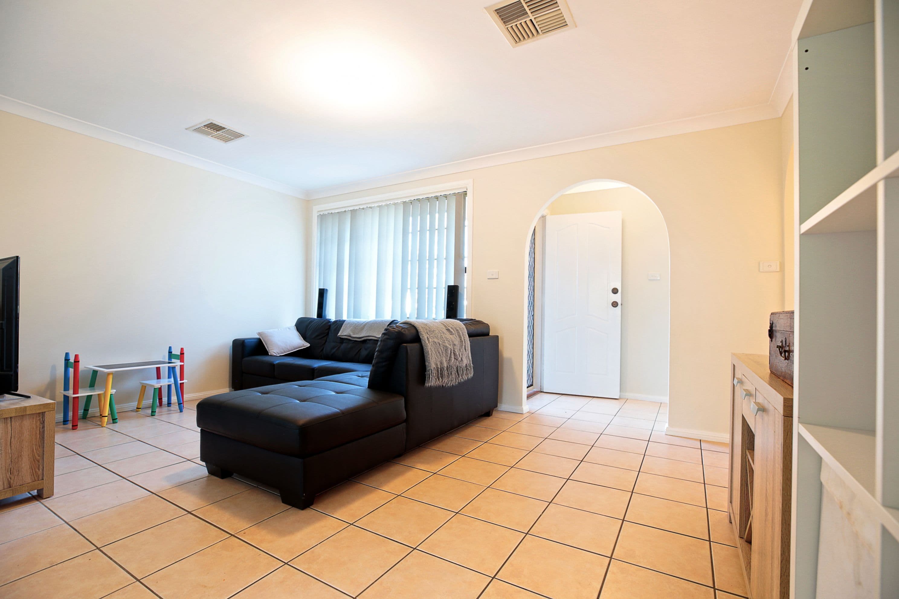 54 Midin Close, Glenmore Park - Thumbnail 2