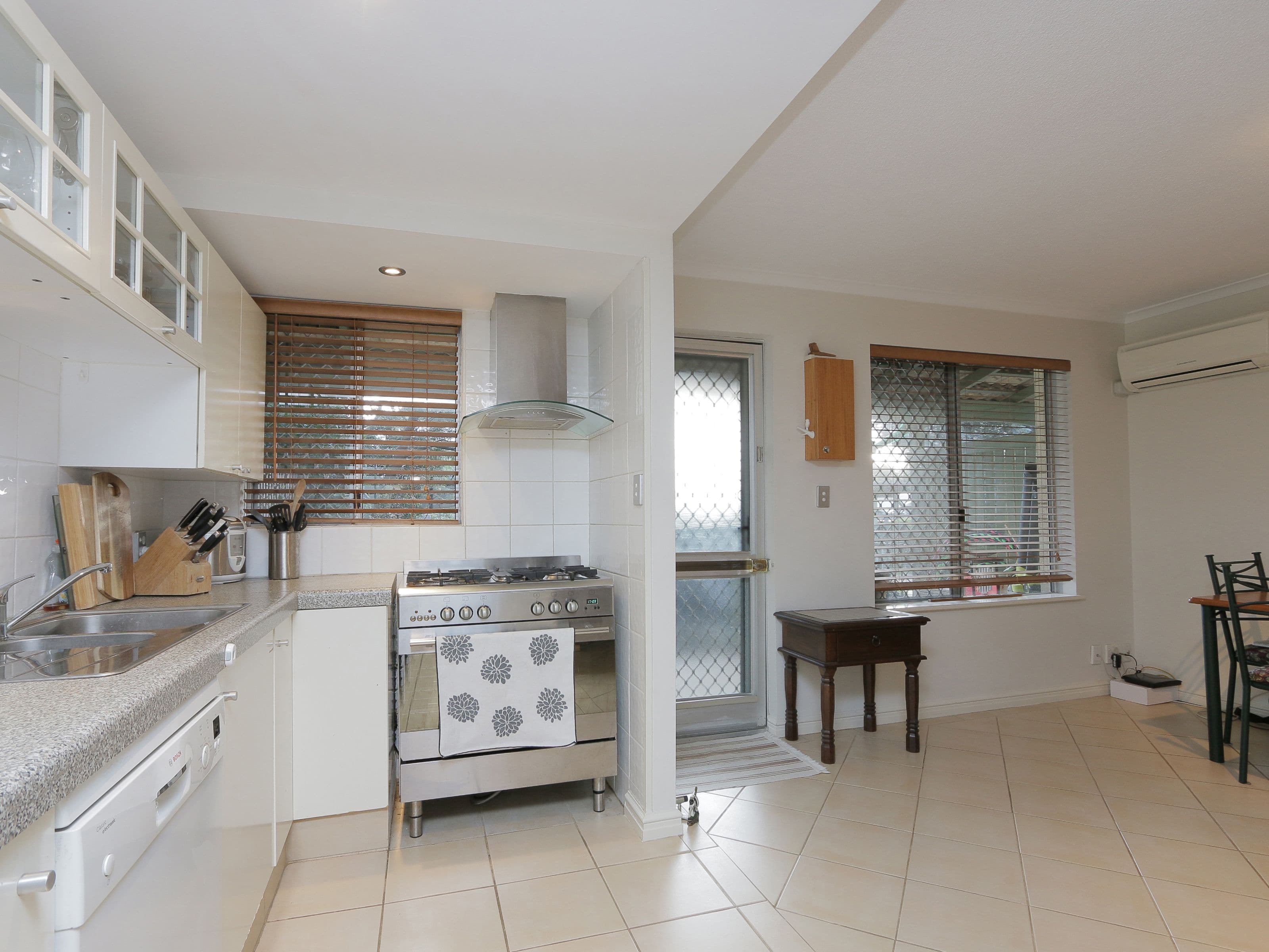 115 Herdsman Parade, Wembley WA 6014, Wembley - Thumbnail 5