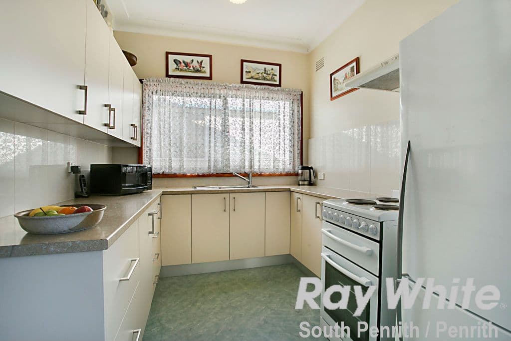 22 Barlow Street, Cambridge Park - Thumbnail 3