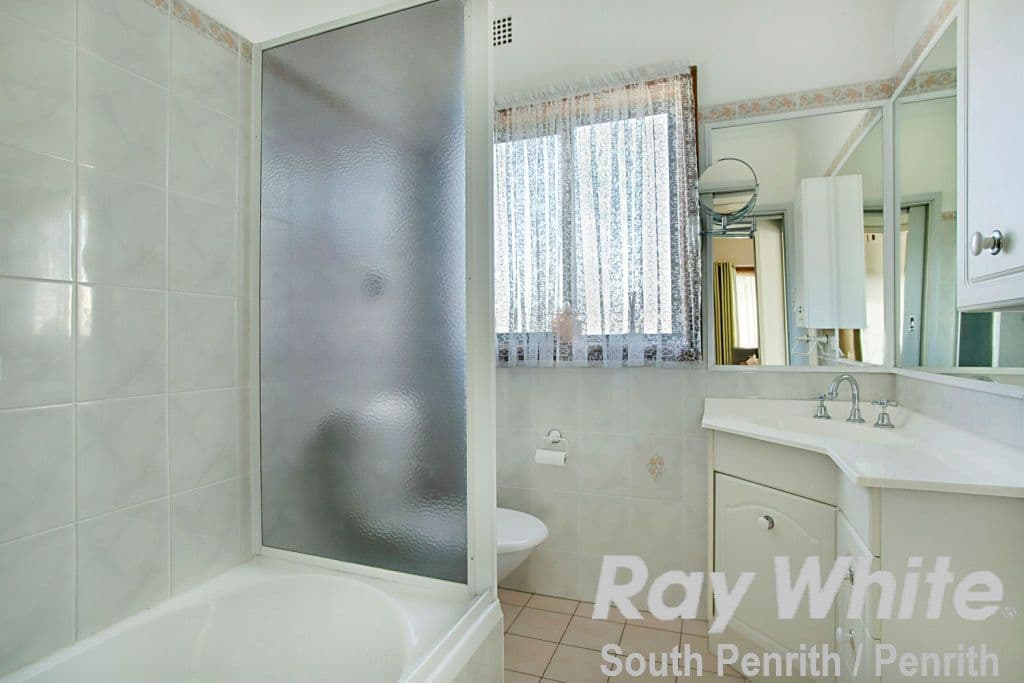 22 Barlow Street, Cambridge Park - Thumbnail 7