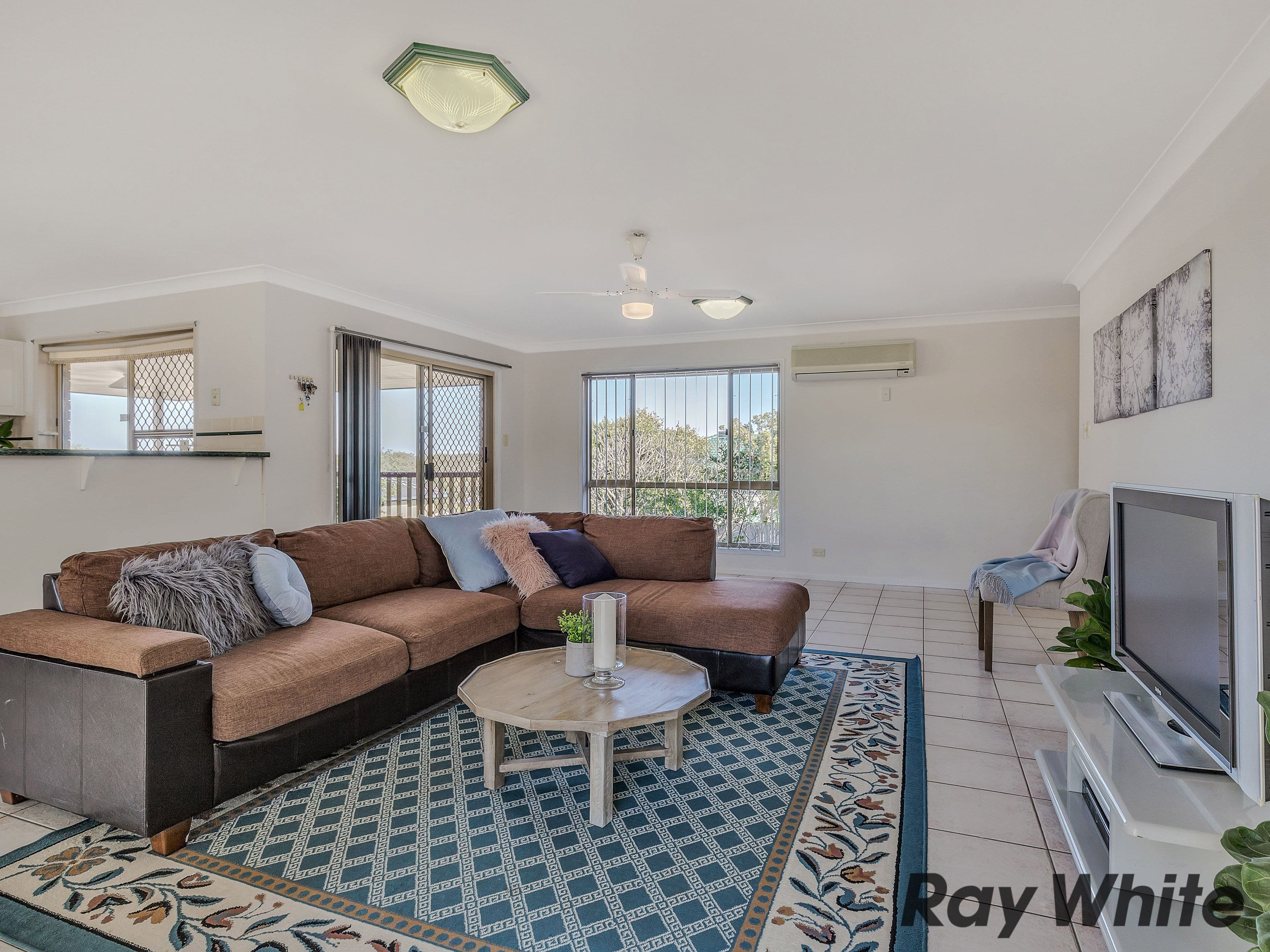 10 Bluebell Place, Calamvale QLD 4116, Calamvale - Thumbnail 5