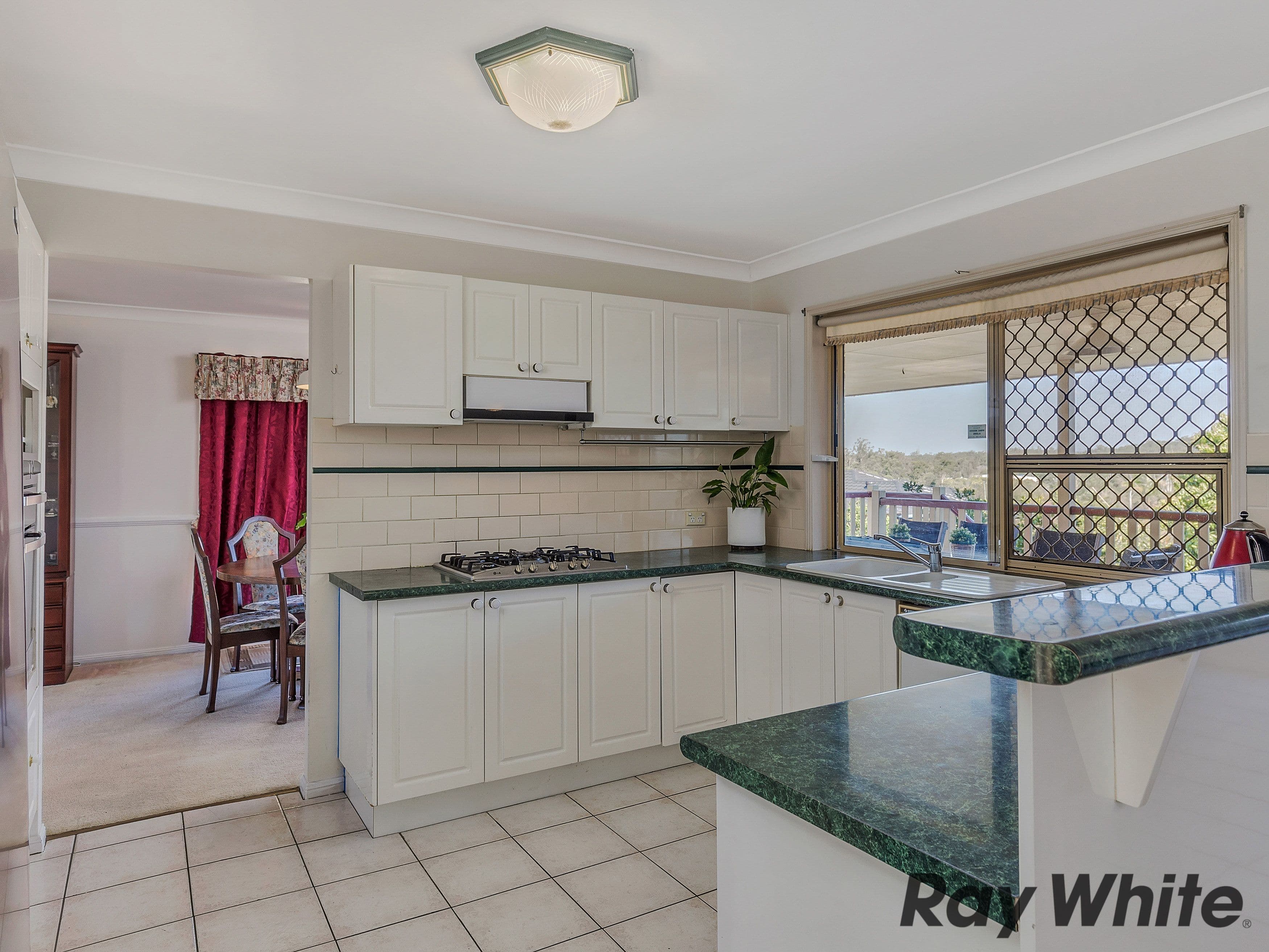 10 Bluebell Place, Calamvale QLD 4116, Calamvale - Thumbnail 4