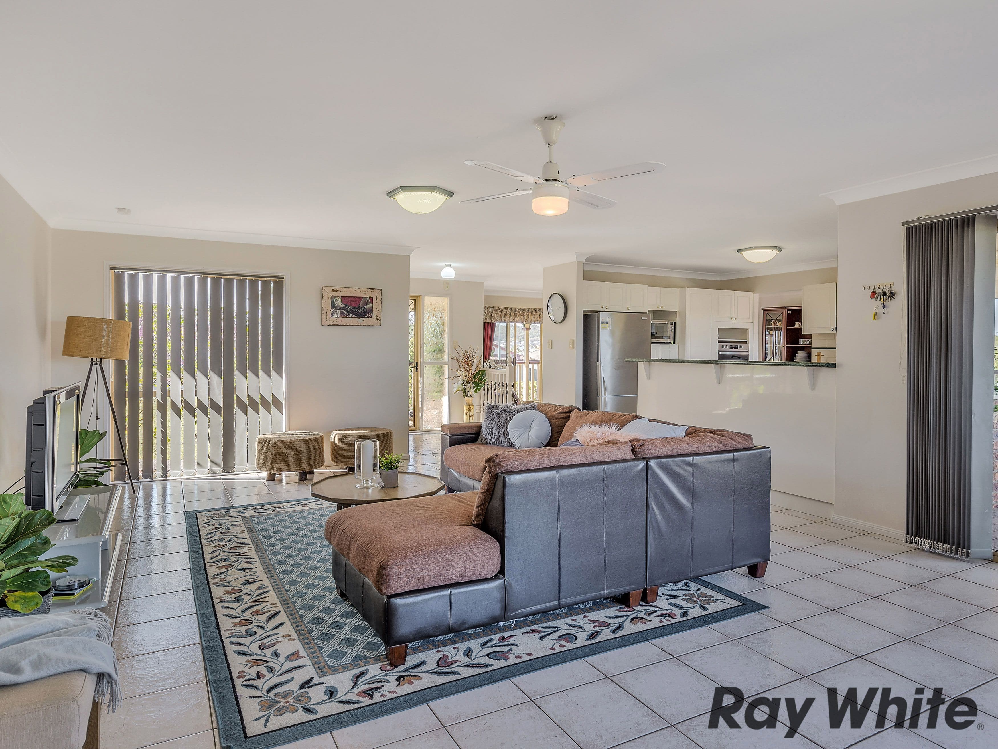 10 Bluebell Place, Calamvale QLD 4116, Calamvale - Thumbnail 6