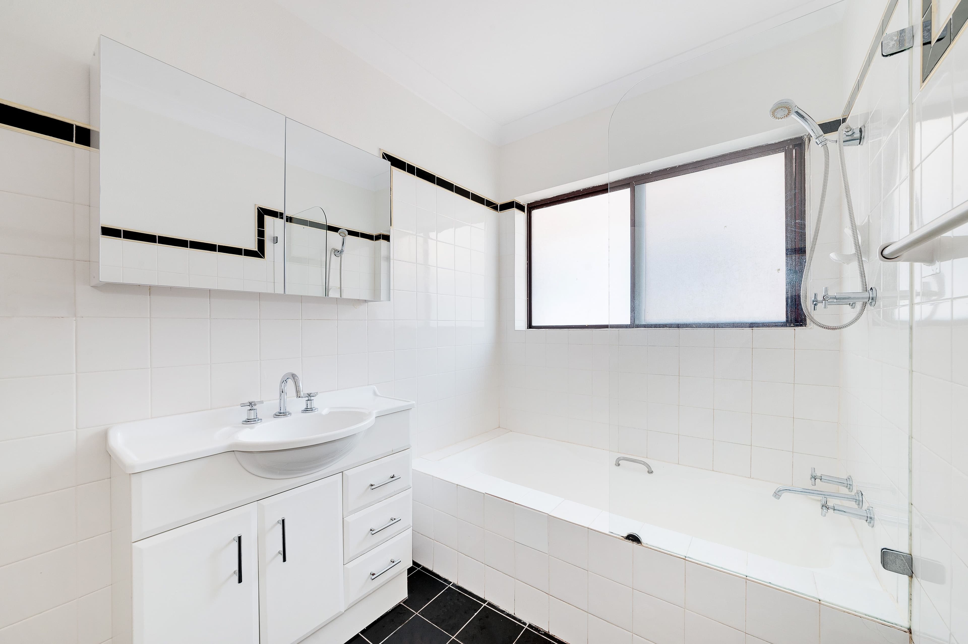 76B Undercliff Street, Neutral Bay NSW 2089, Neutral Bay - Thumbnail 4