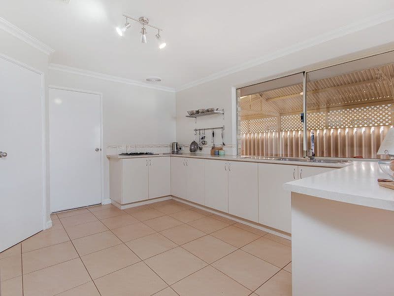21 Almond Avenue, Shoalwater WA 6169, Shoalwater - Thumbnail 3