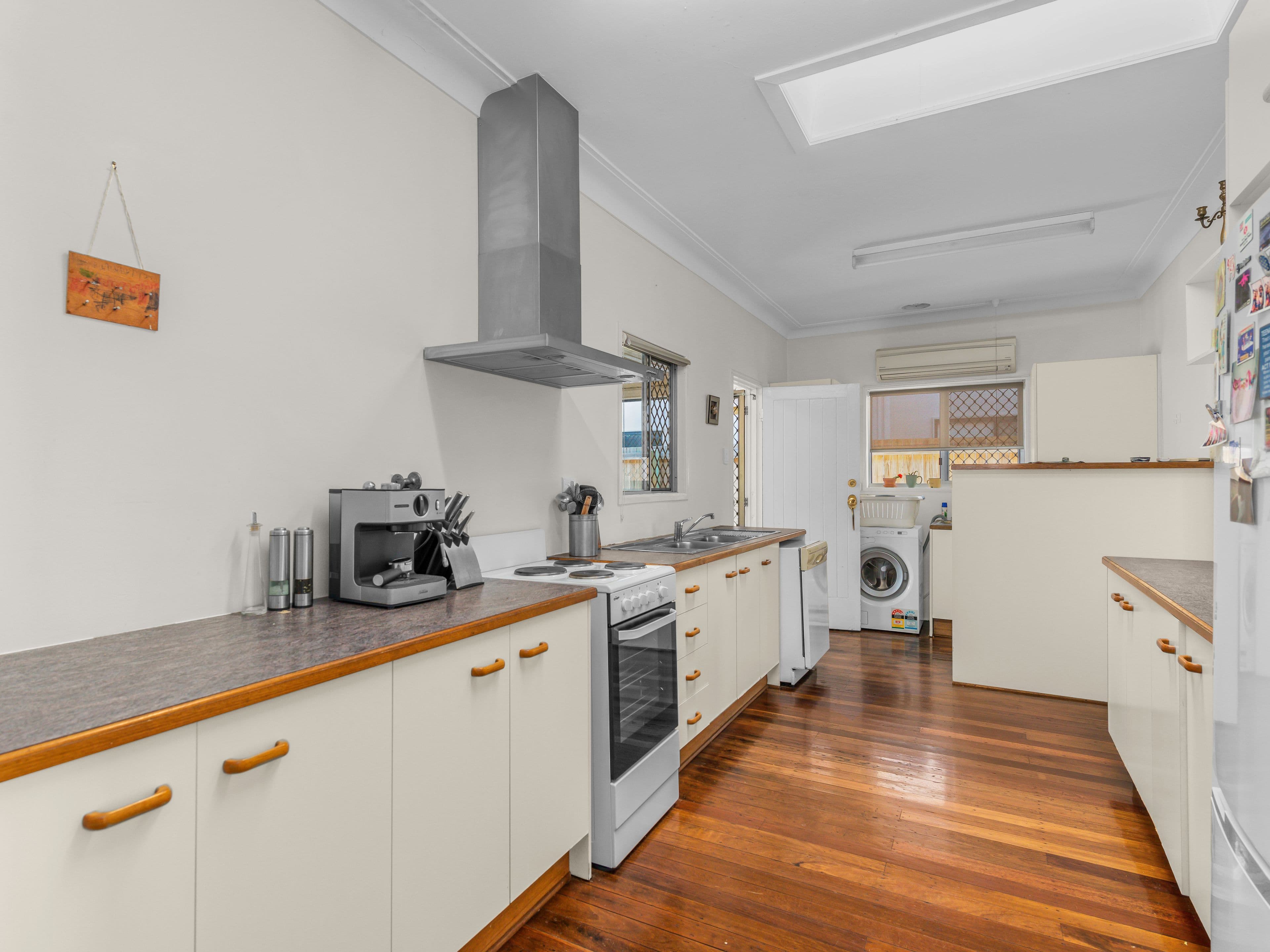 21 Marshall Avenue, Seven Hills QLD 4170, Seven Hills - Thumbnail 8