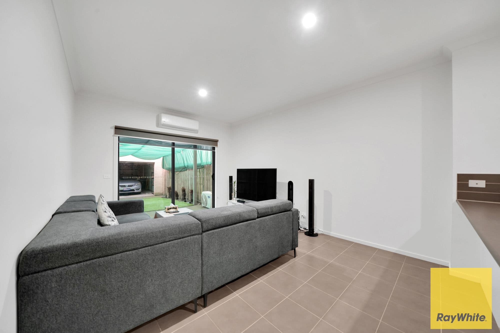 51 Barron Street, Tarneit VIC 3029, Tarneit - Thumbnail 6