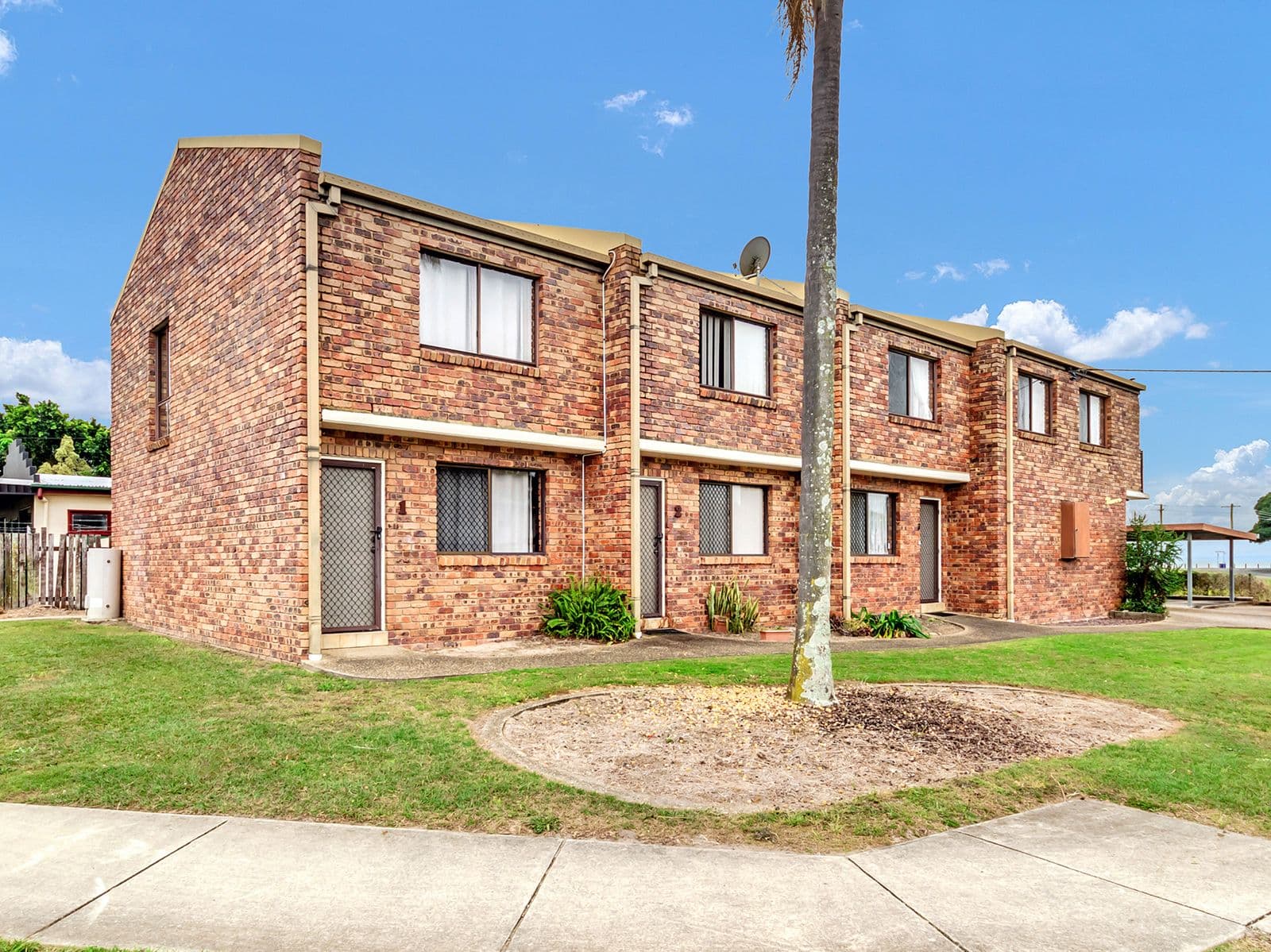 16 Summer Street, Deception Bay QLD 4508, Deception Bay - Thumbnail 2