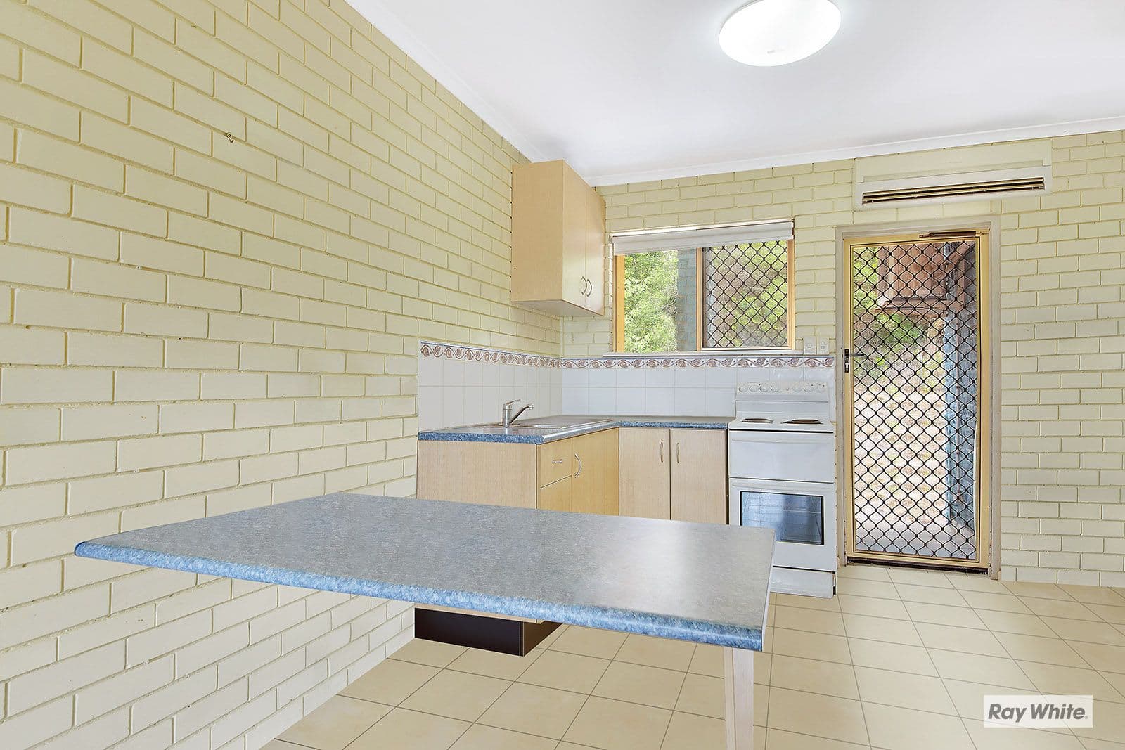 90 Farnborough Road, Yeppoon QLD 4703, Yeppoon - Thumbnail 4