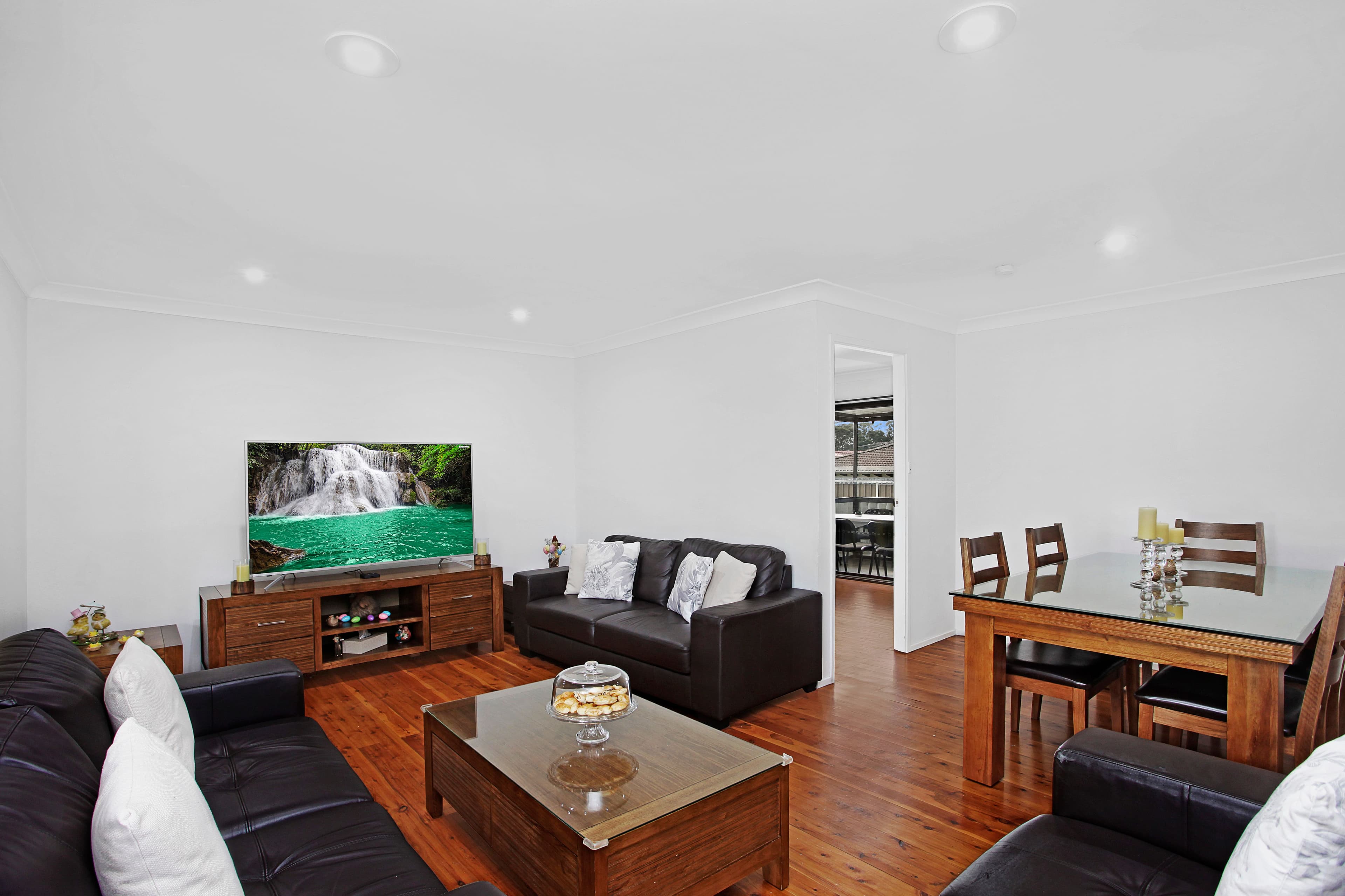 4 Bronte Close, Wetherill Park - Thumbnail 2