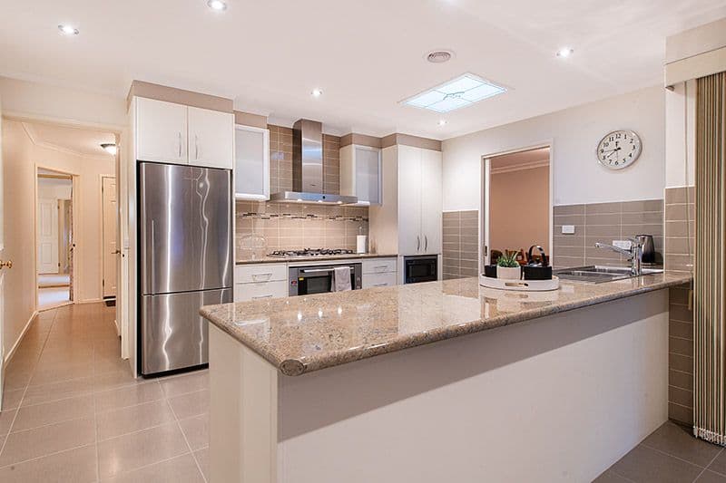 10 Denise Court, Langwarrin VIC 3910, Langwarrin - Thumbnail 4