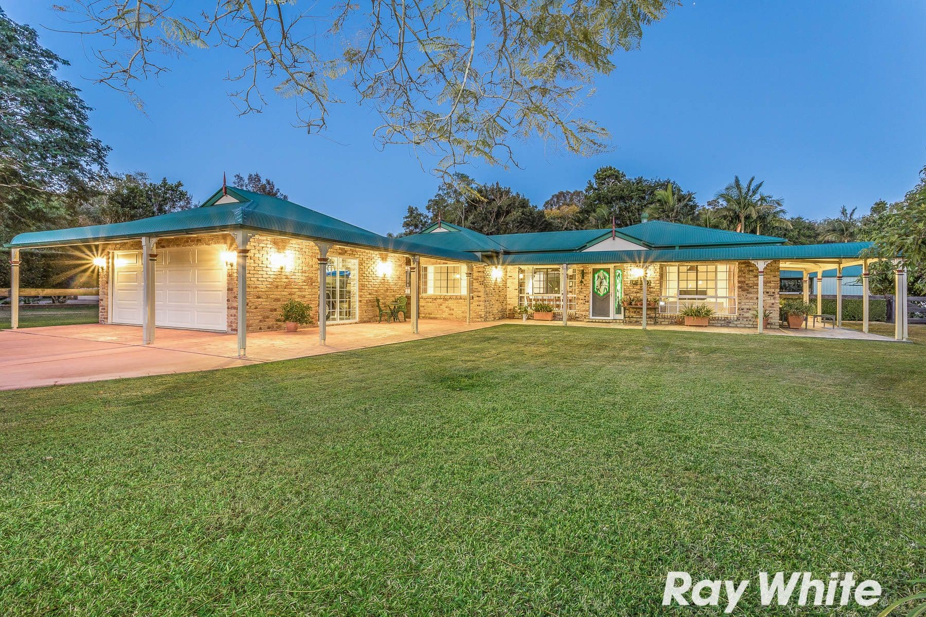 9 Banks Court, Bunya QLD 4055, Bunya - Thumbnail 2
